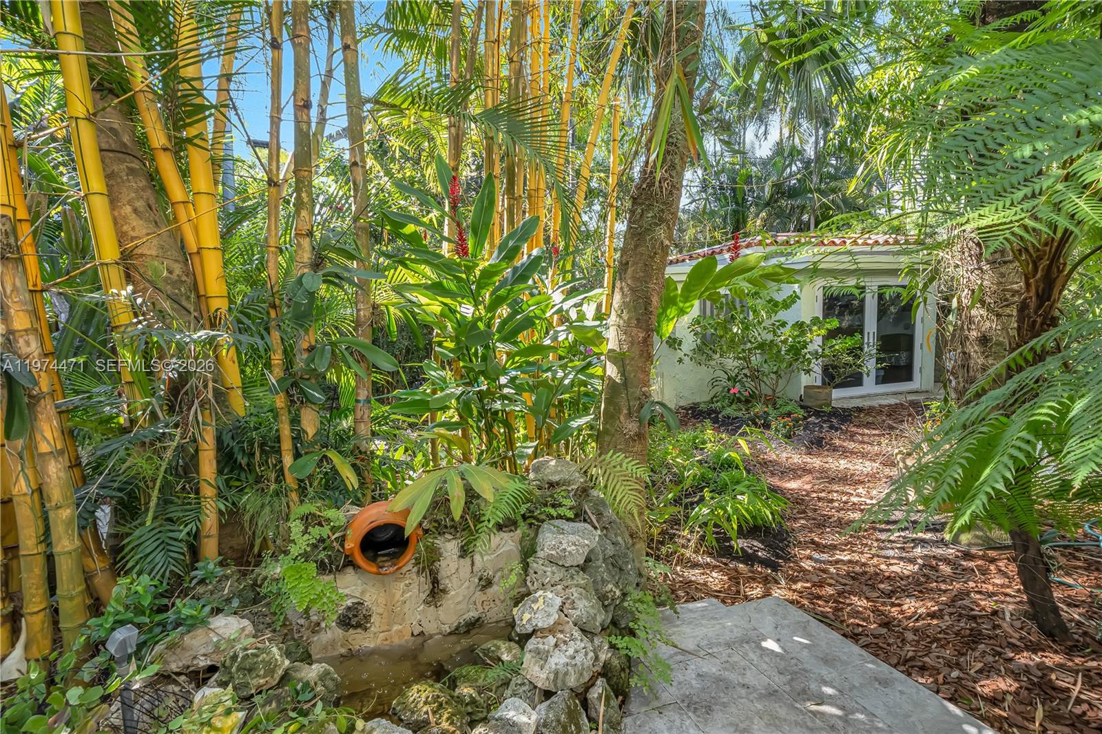 1720 Espanola Dr