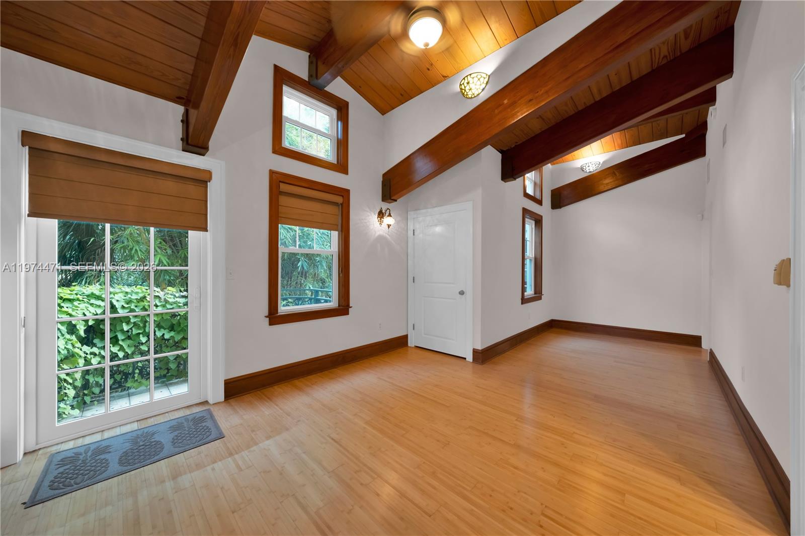 1720 Espanola Dr