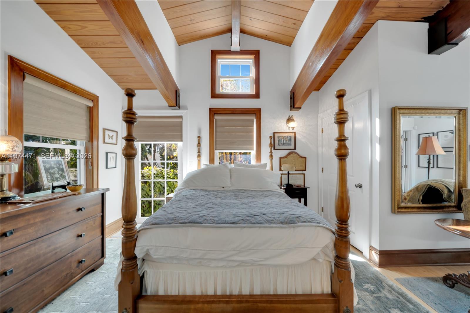 1720 Espanola Dr