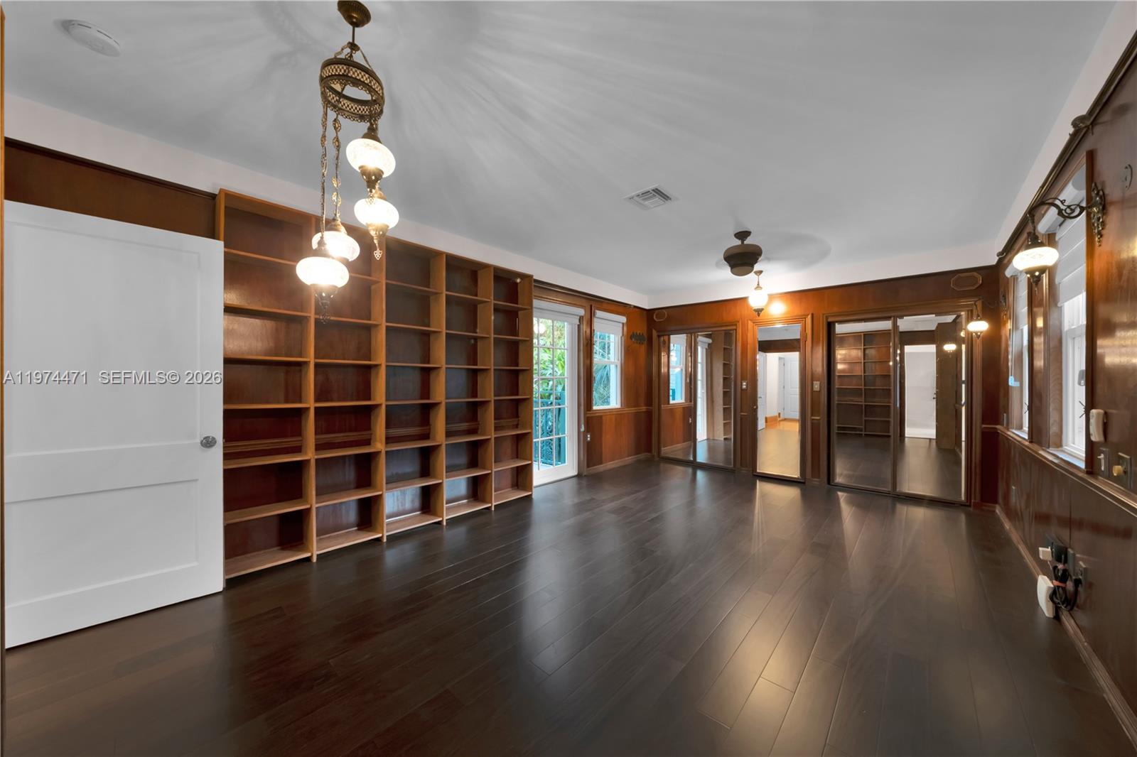 1720 Espanola Dr