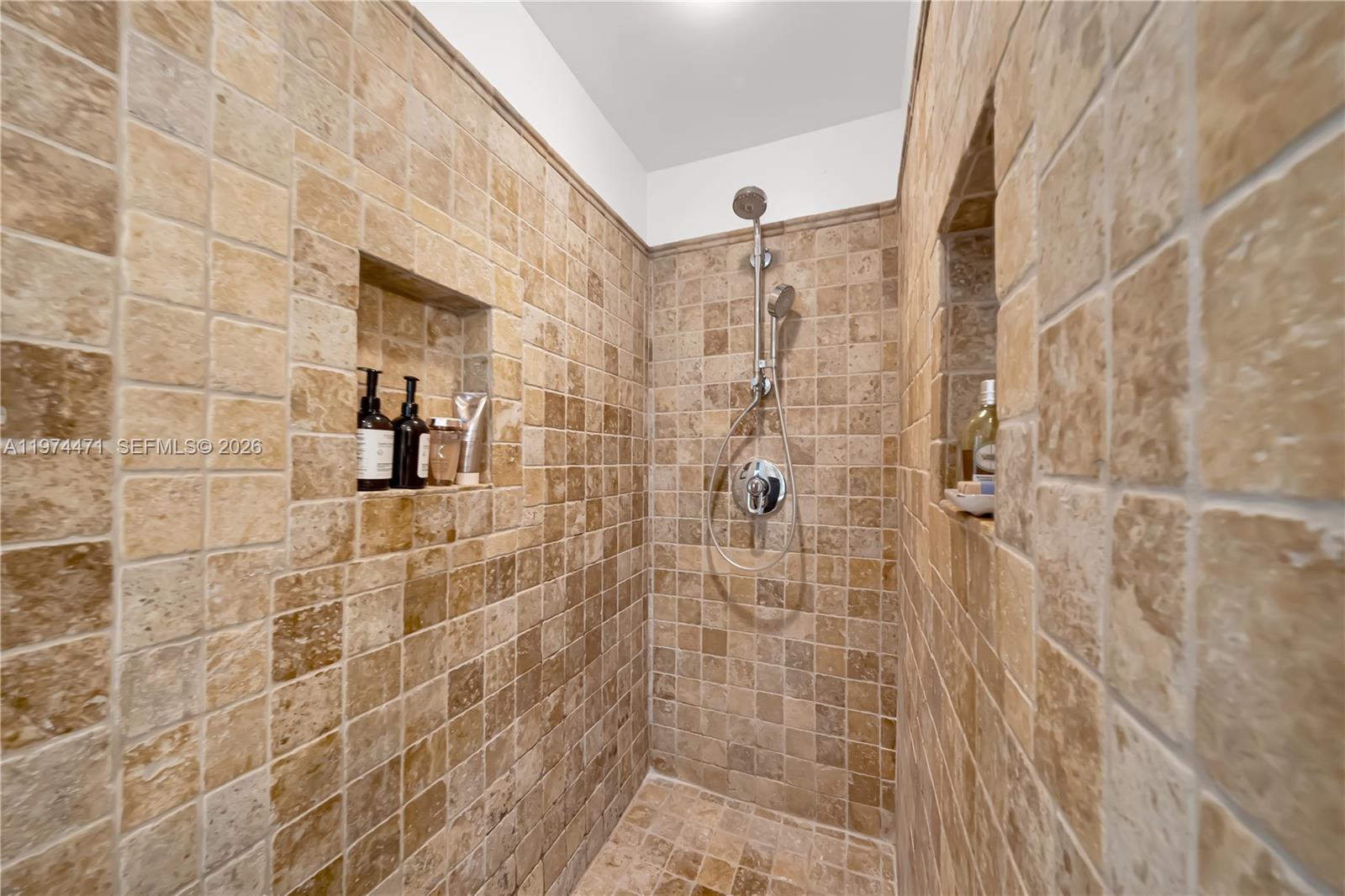 1720 Espanola Dr
