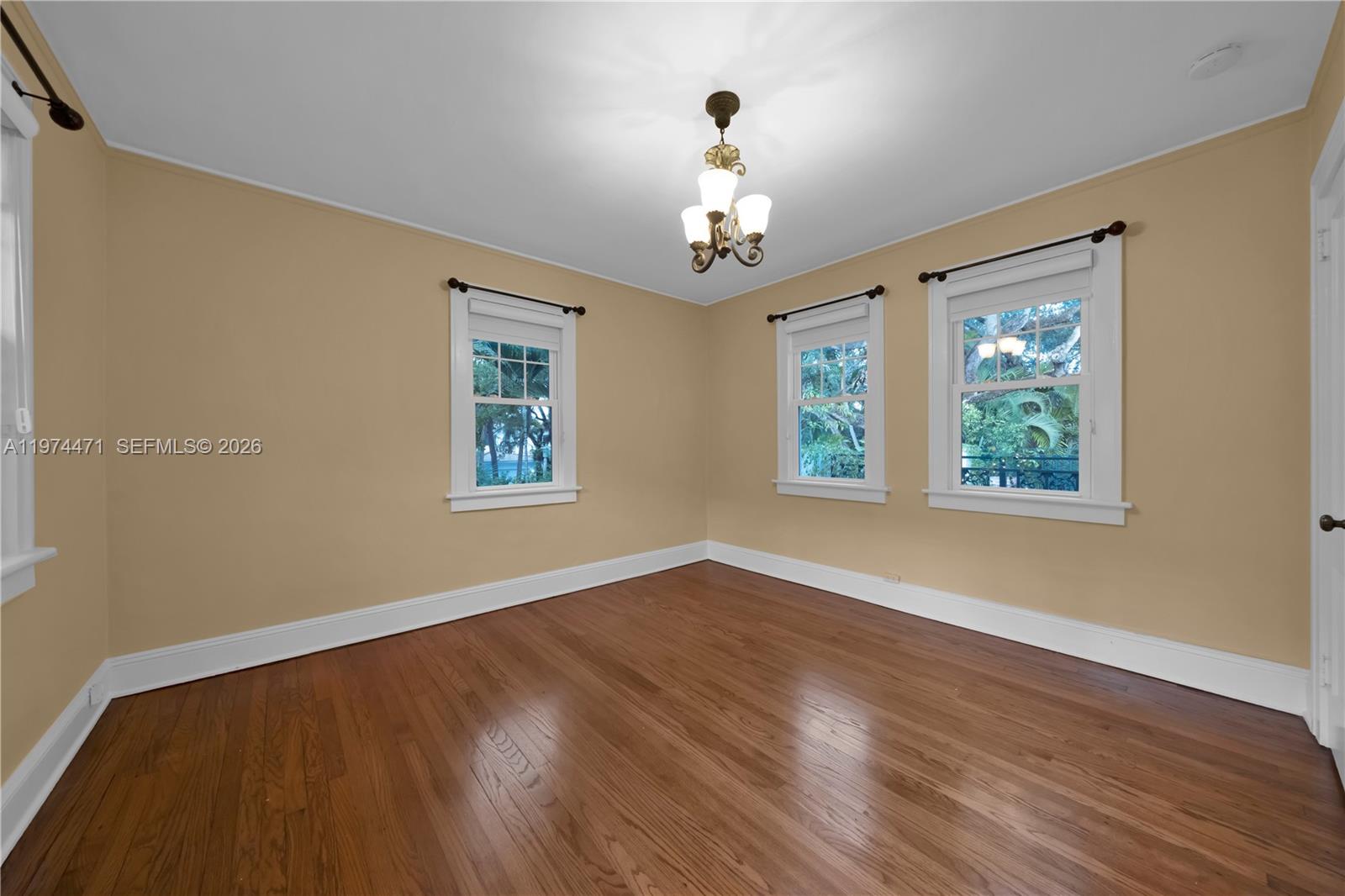 1720 Espanola Dr