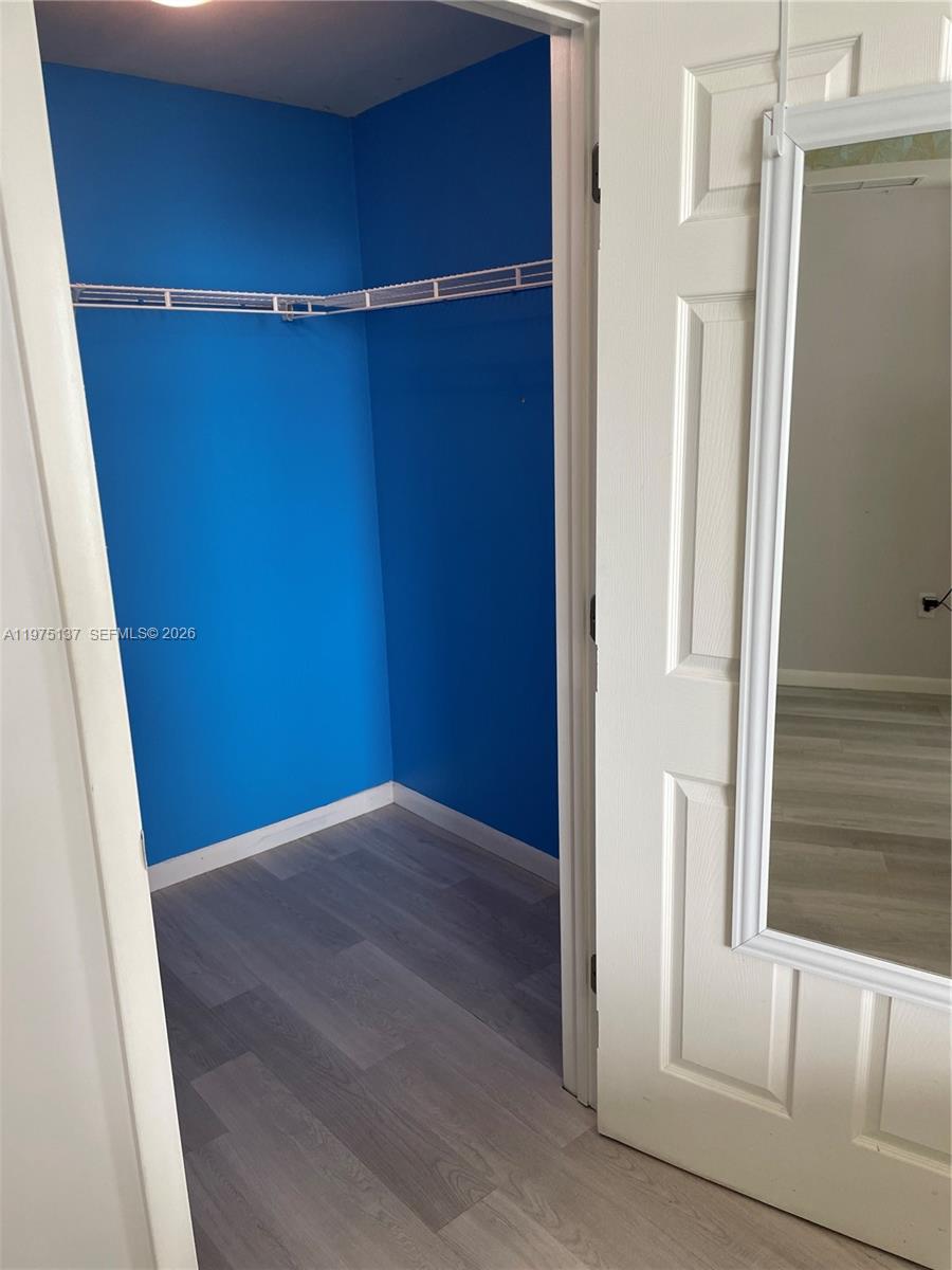 253 NE 2nd St # 2304