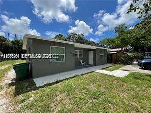 4910 SW 28th Ter # 3