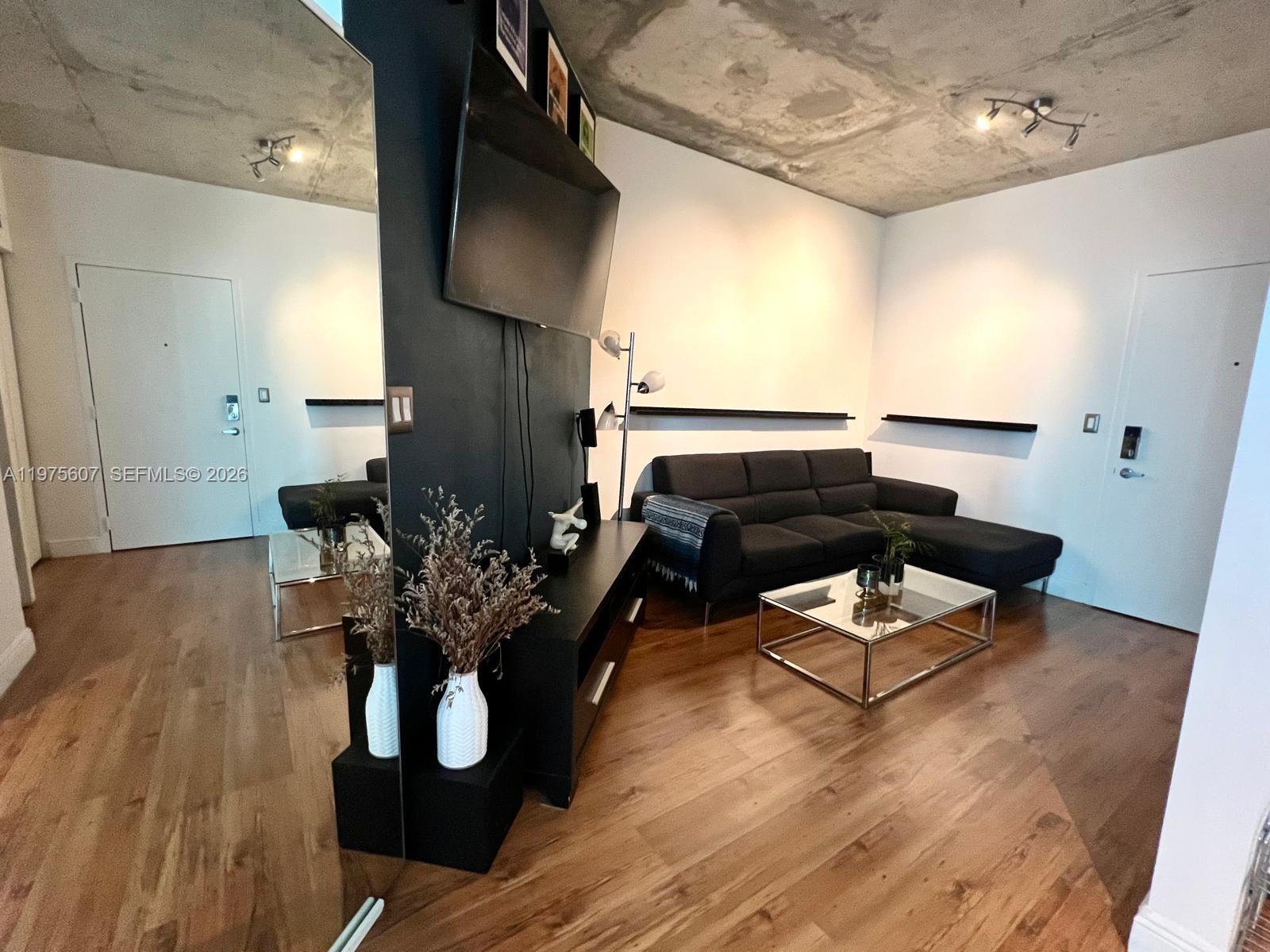 690 SW 1st Ct # 1934