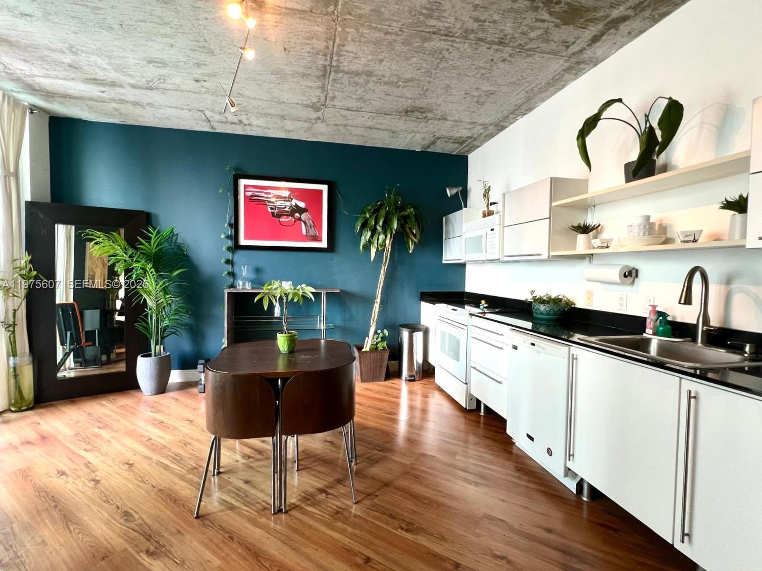 690 SW 1st Ct # 1934