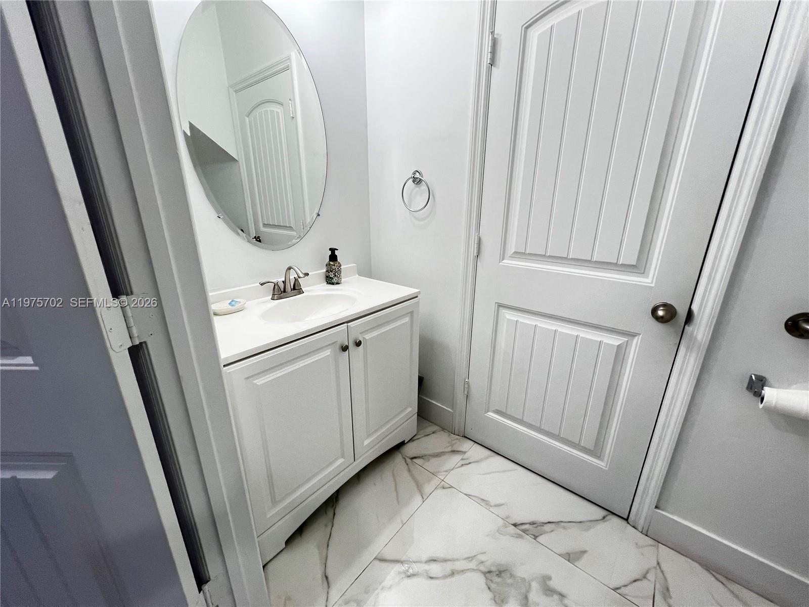 748 NE 34th Ave # 748