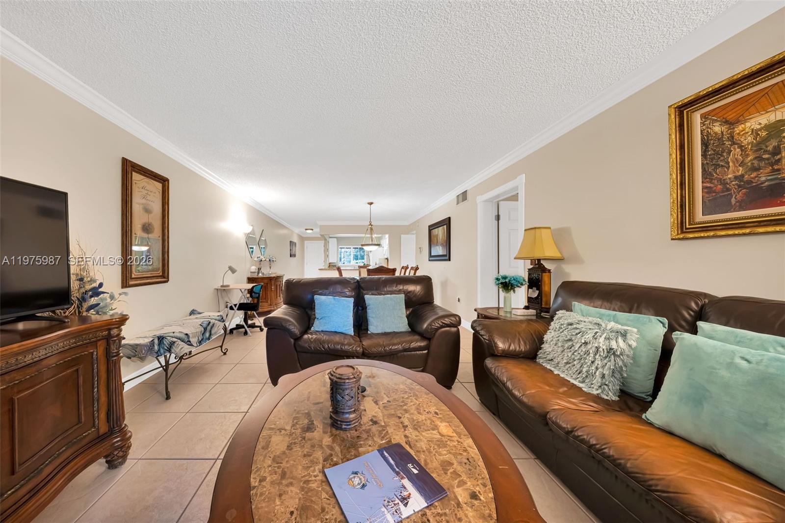 4040 Crystal Lake Dr # 105