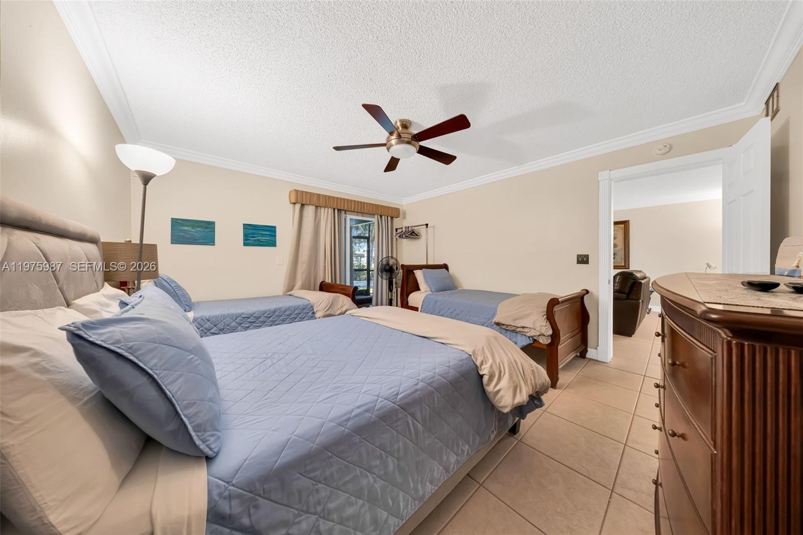 4040 Crystal Lake Dr # 105