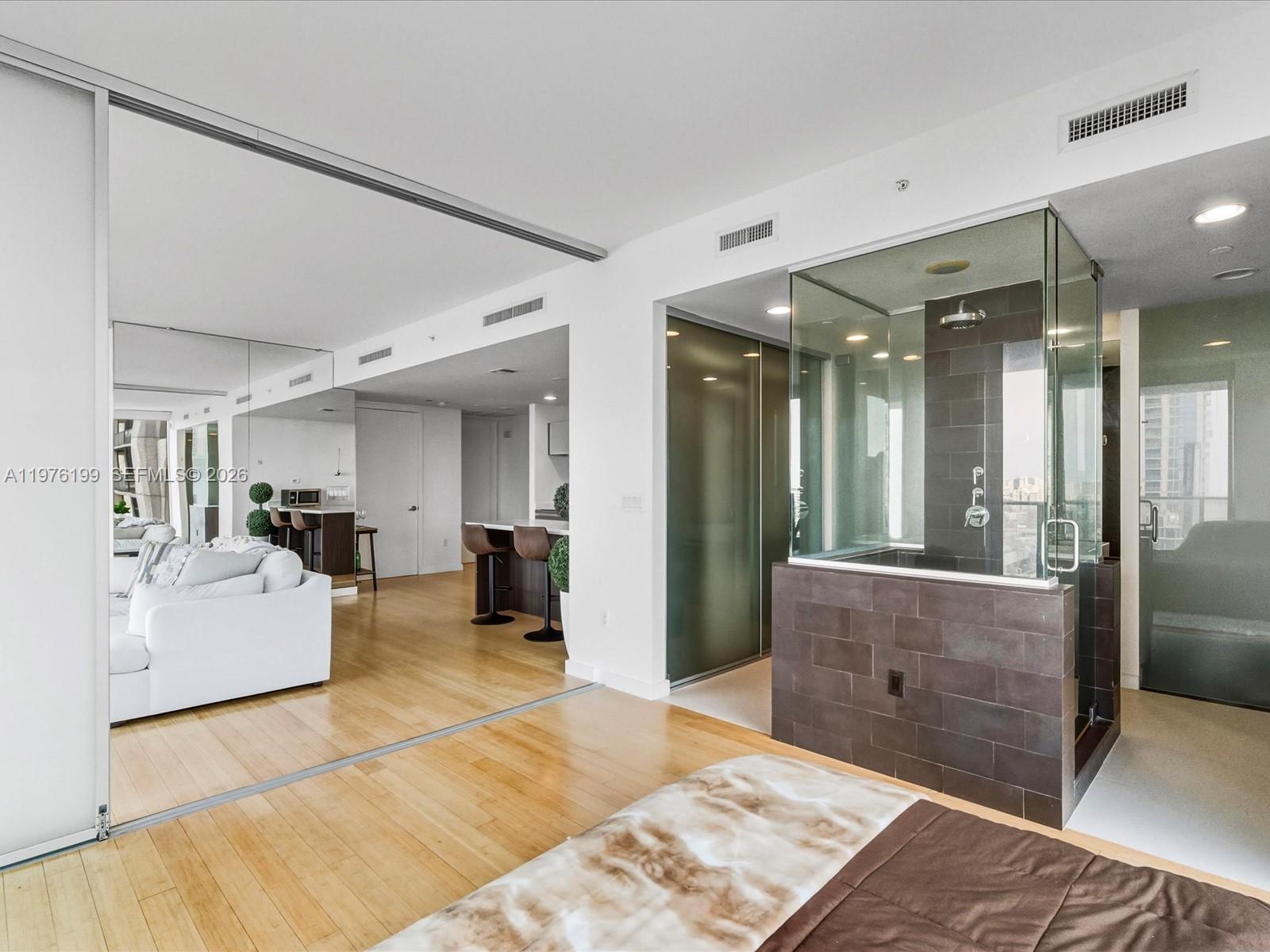 1040 Biscayne Blvd # 1107