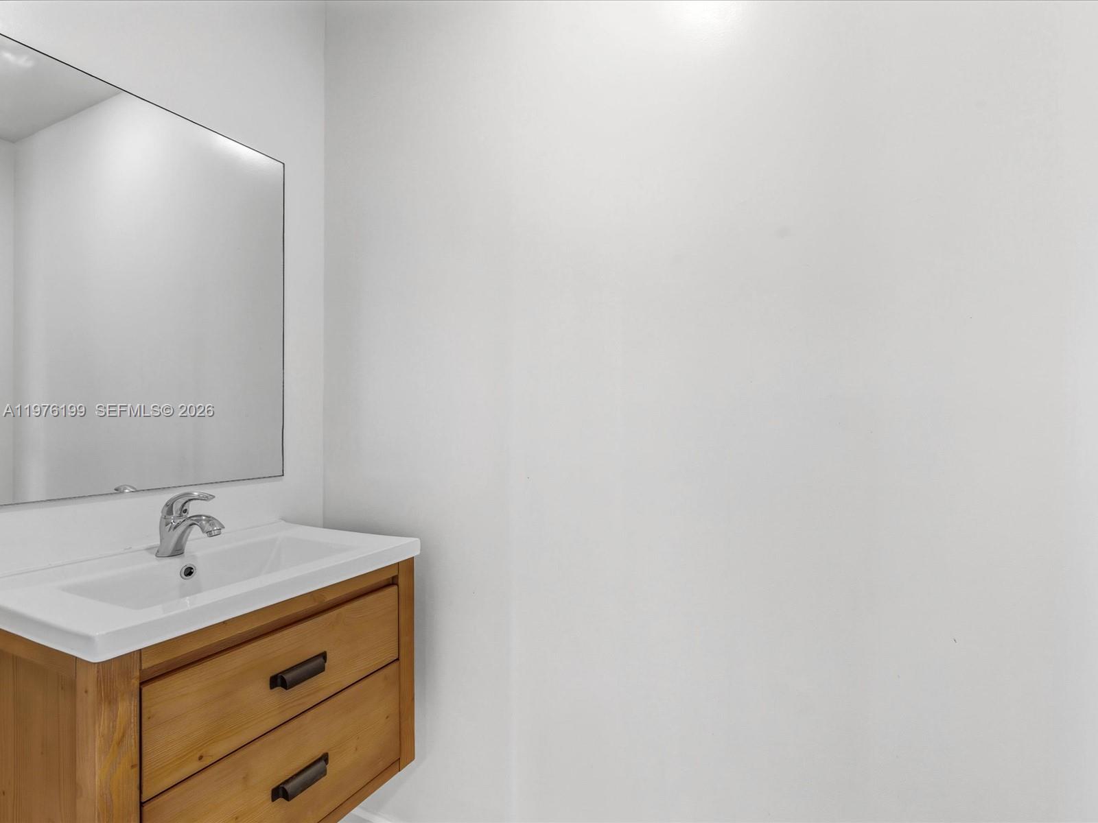 1040 Biscayne Blvd # 1107