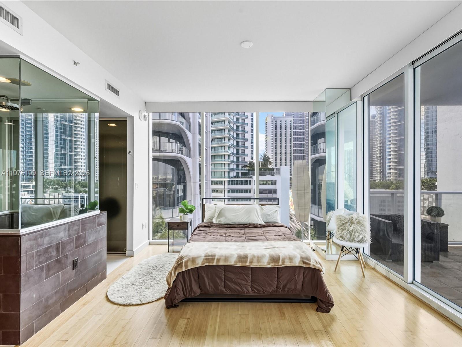 1040 Biscayne Blvd # 1107