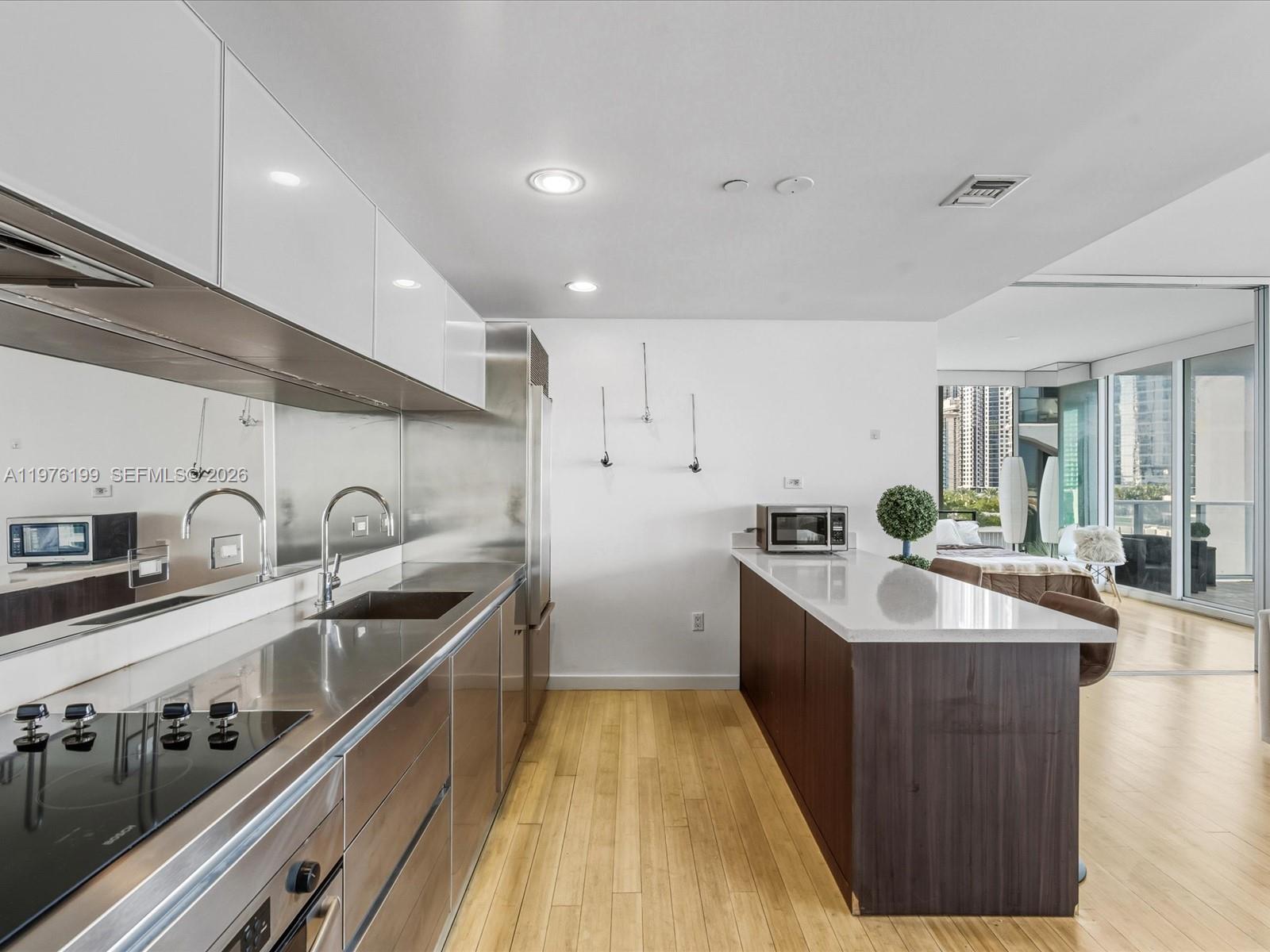 1040 Biscayne Blvd # 1107