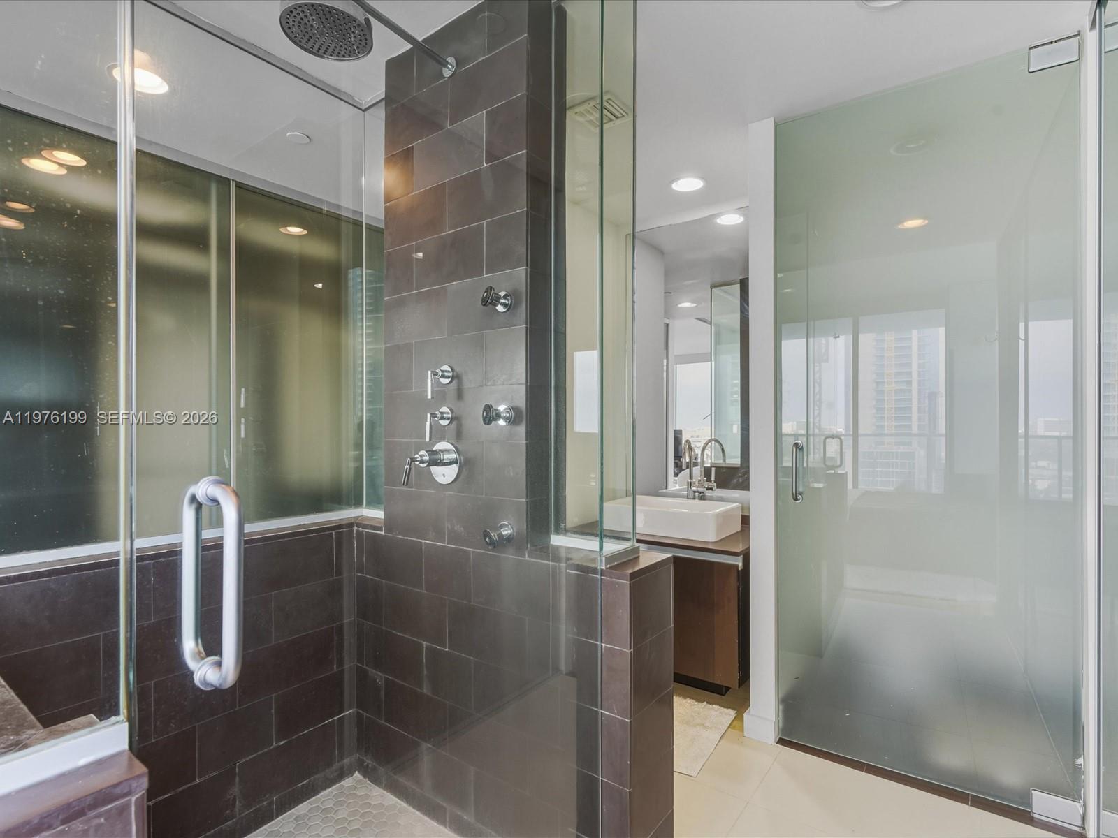 1040 Biscayne Blvd # 1107