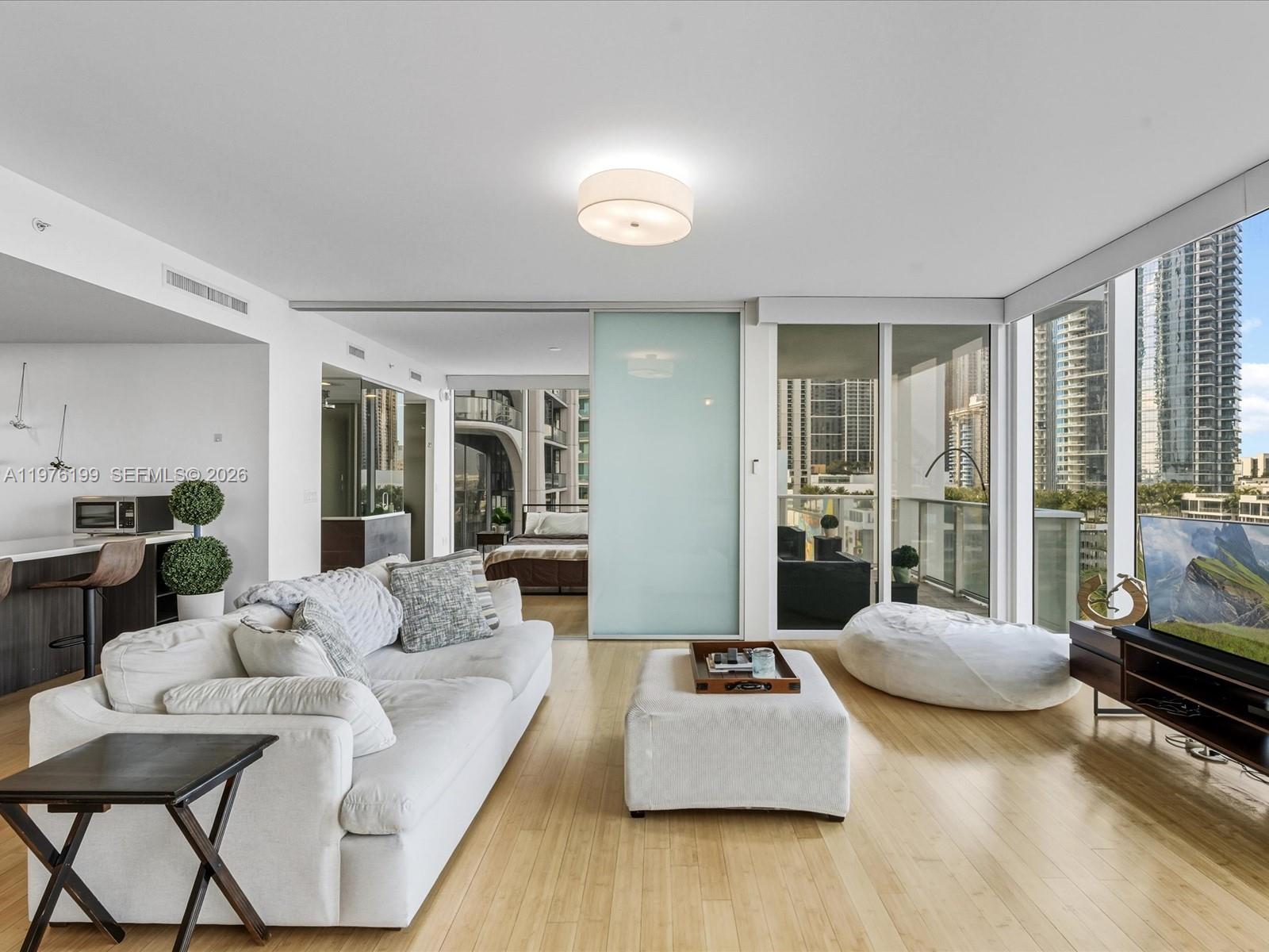 1040 Biscayne Blvd # 1107