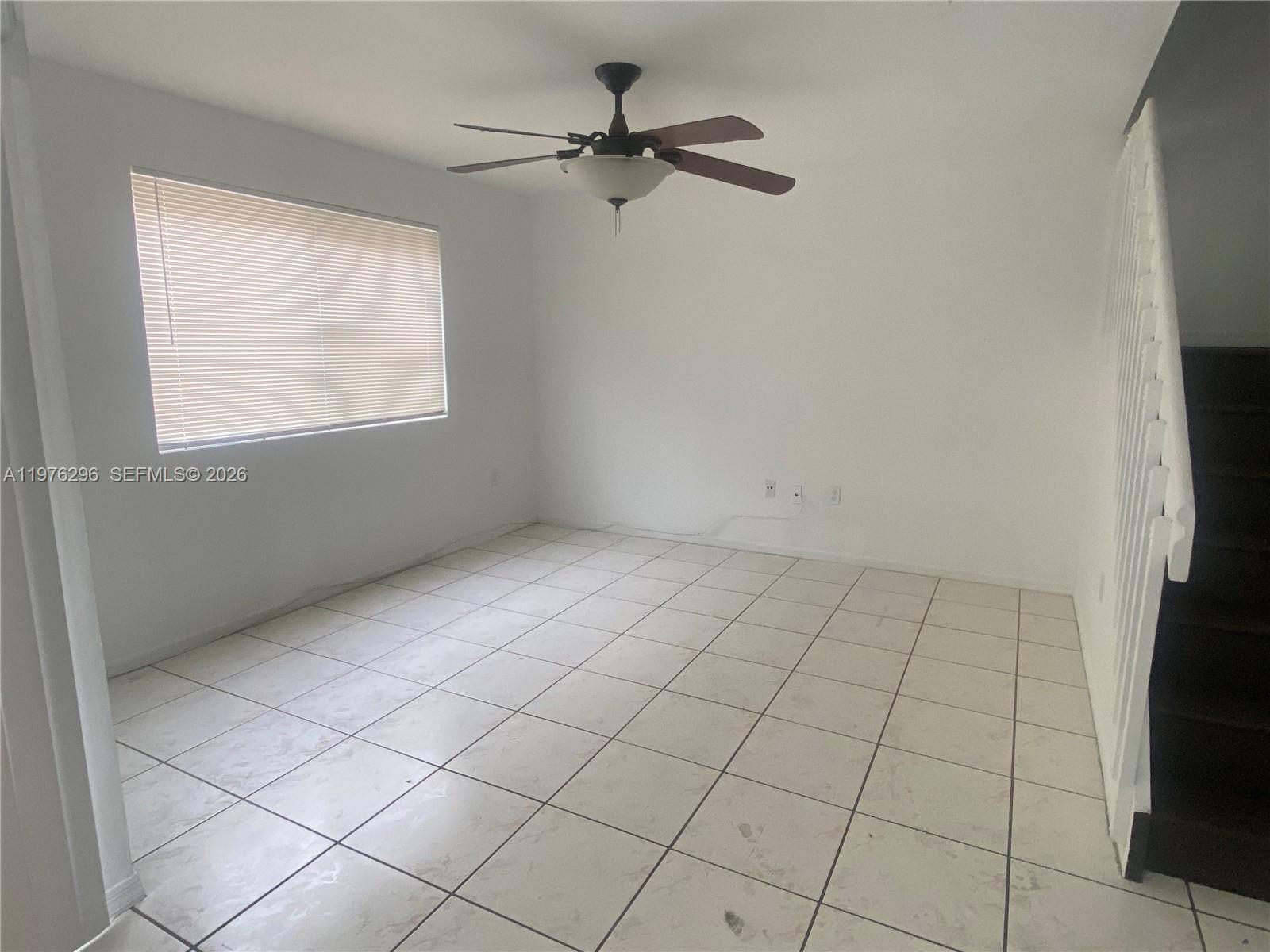 6245 Kendale Lakes Cir # 209