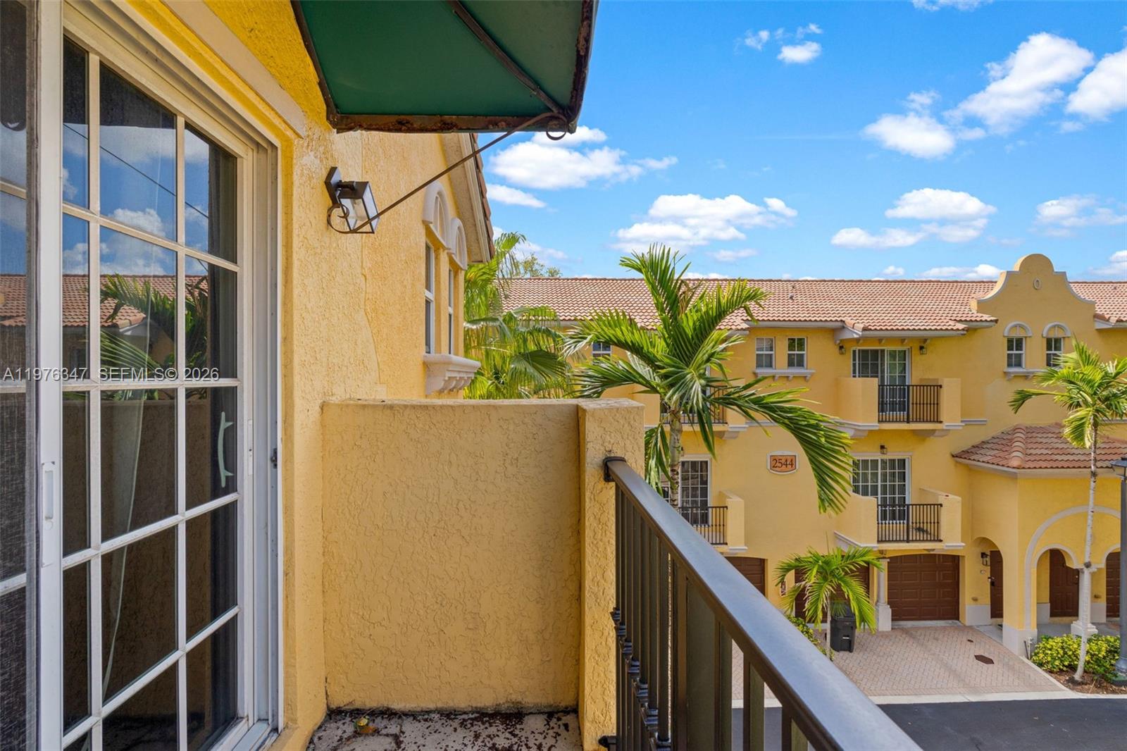 2540 SW 14th Ave # 206