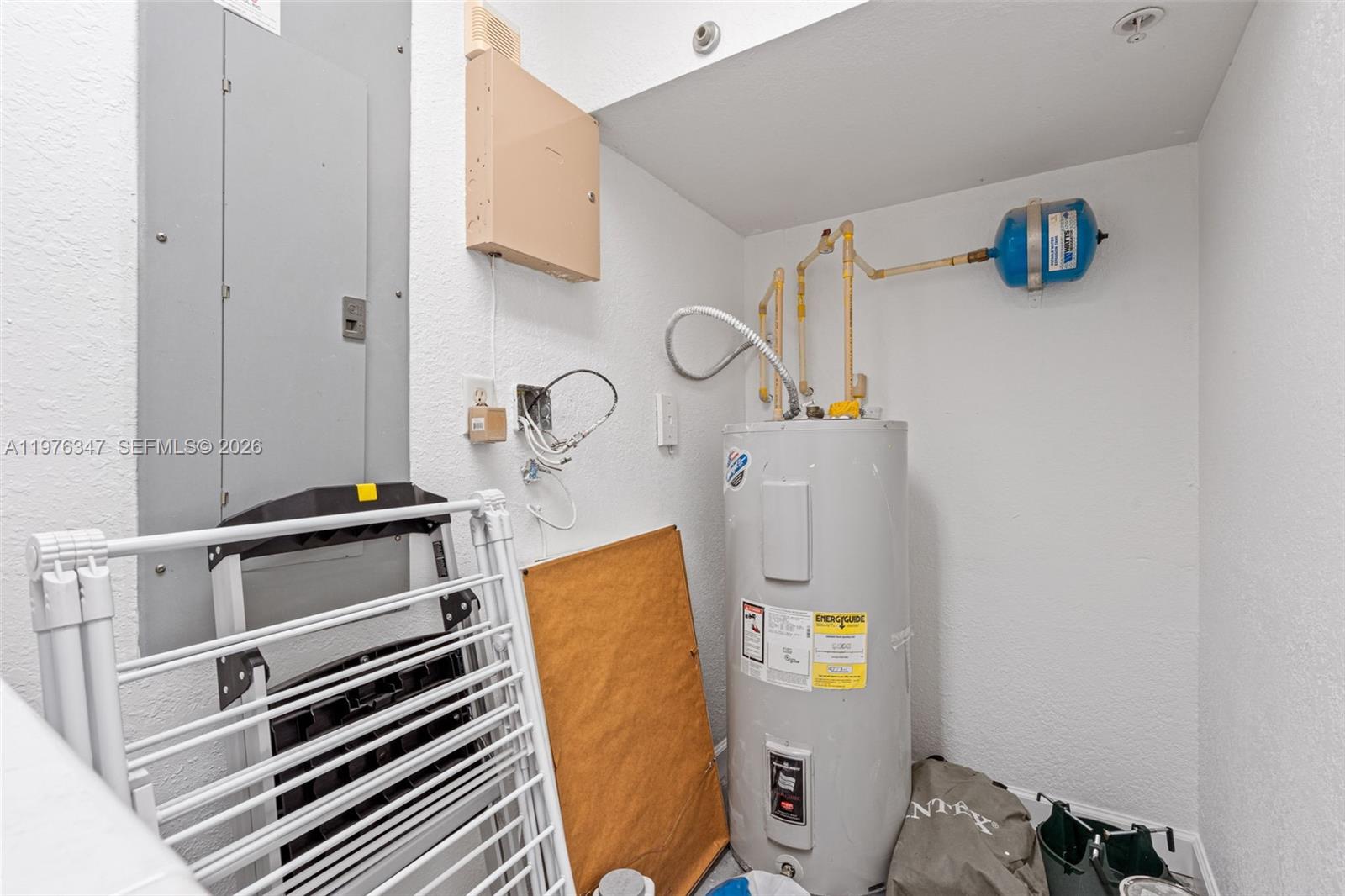 2540 SW 14th Ave # 206