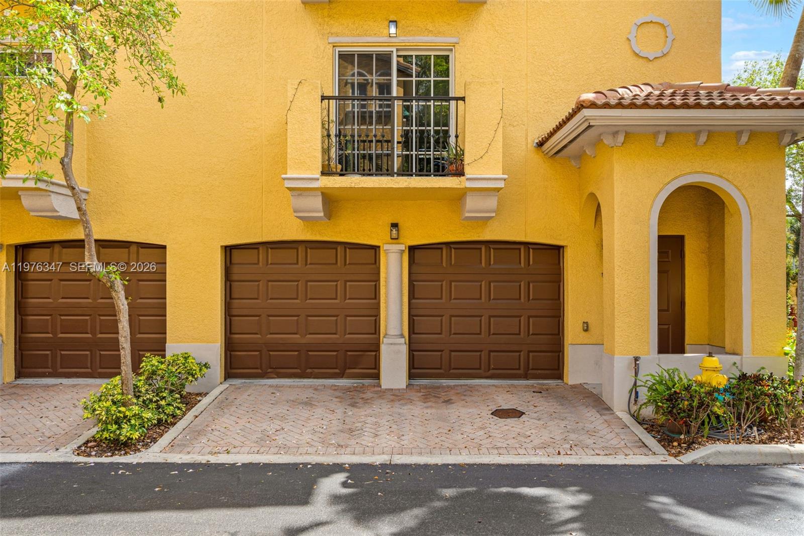 2540 SW 14th Ave # 206