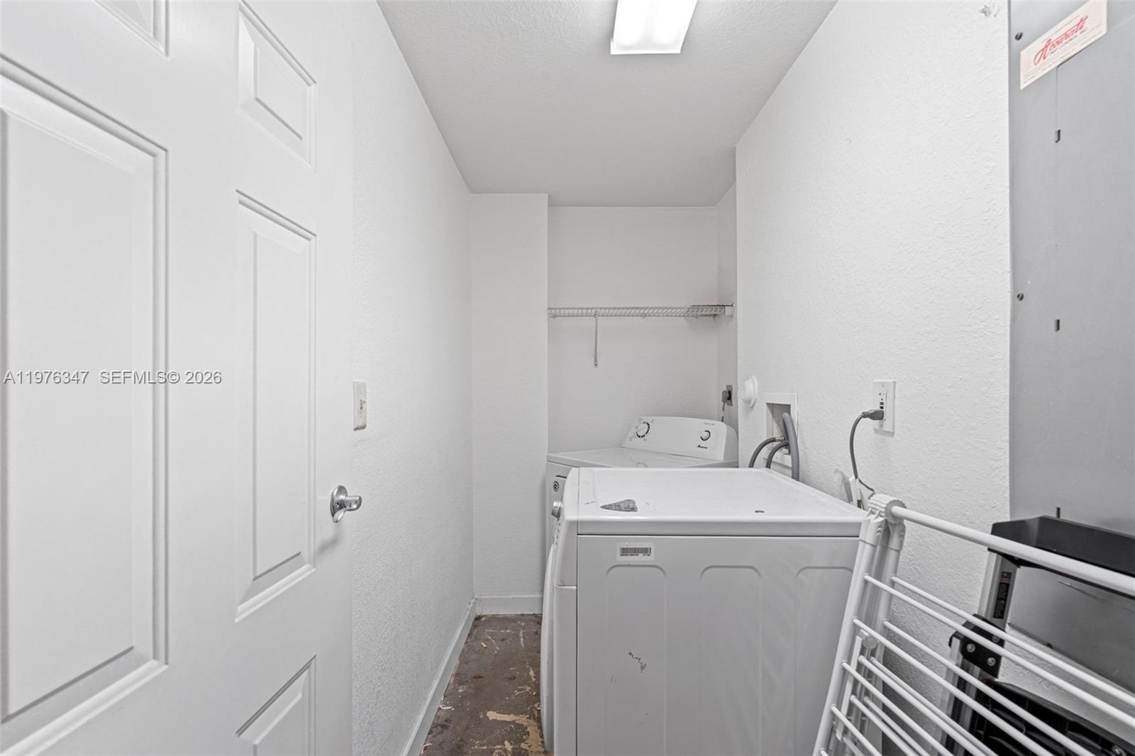 2540 SW 14th Ave # 206