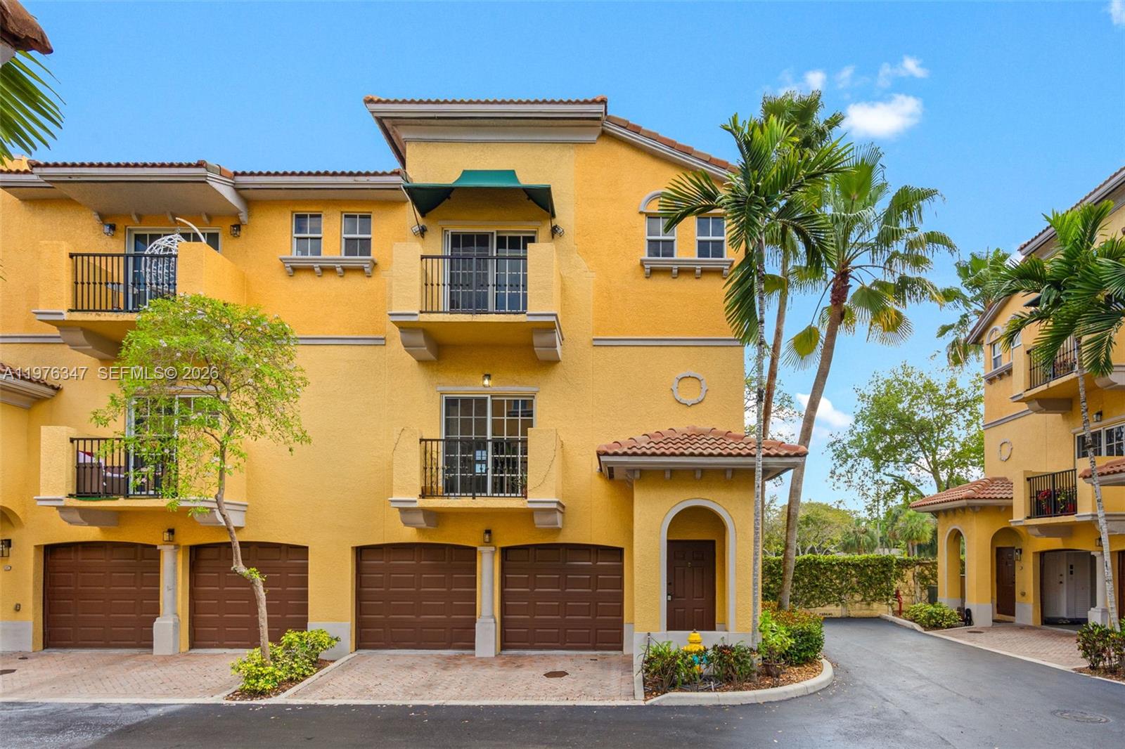 2540 SW 14th Ave # 206