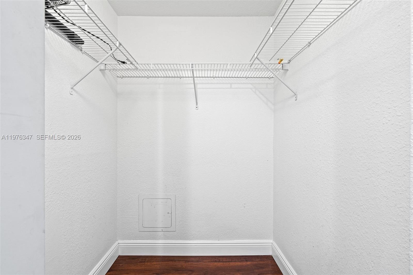 2540 SW 14th Ave # 206