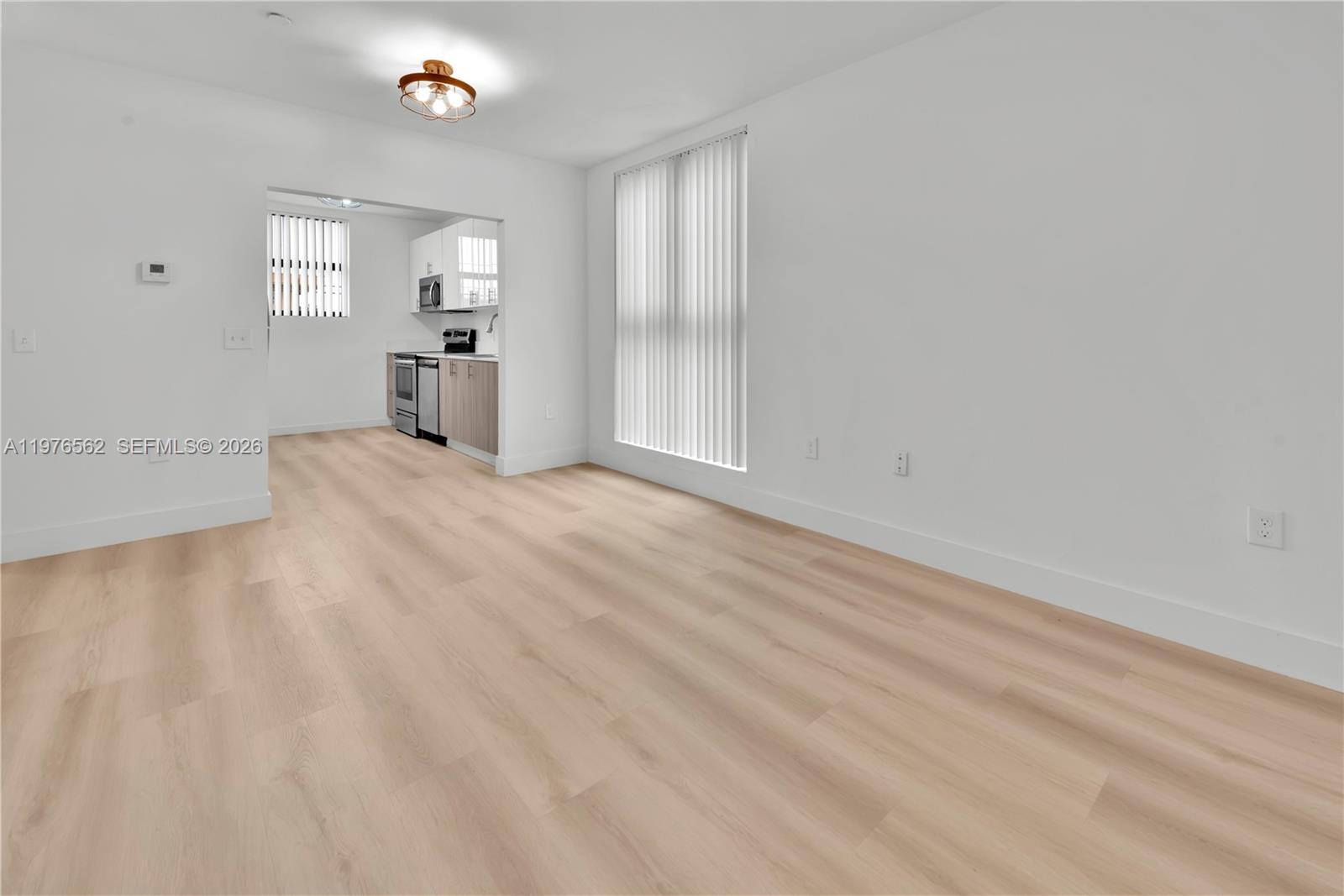 1119 SW 6th St # 102