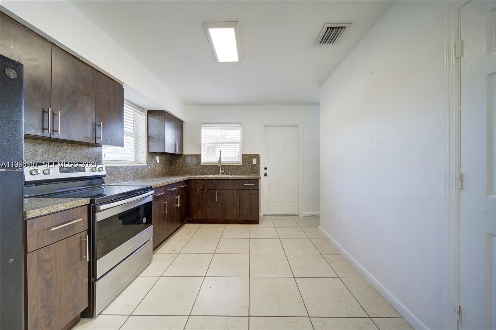 10203 NW 12th Ave # 10205