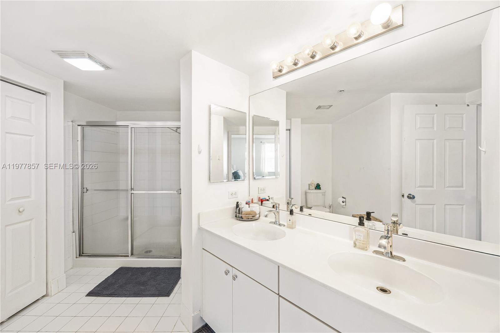 17100 N Bay Rd # 1810