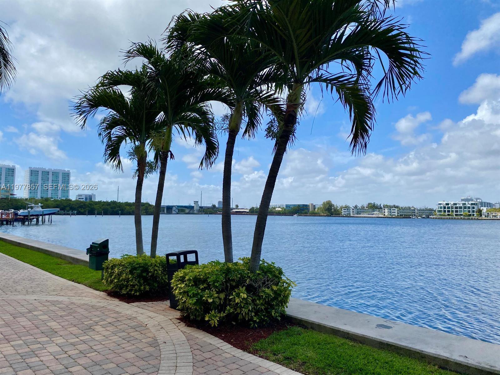 17100 N Bay Rd # 1810