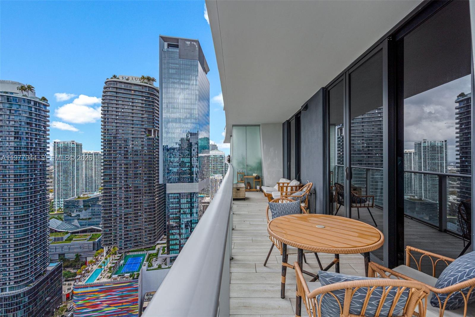 1010 Brickell Ave # 4009