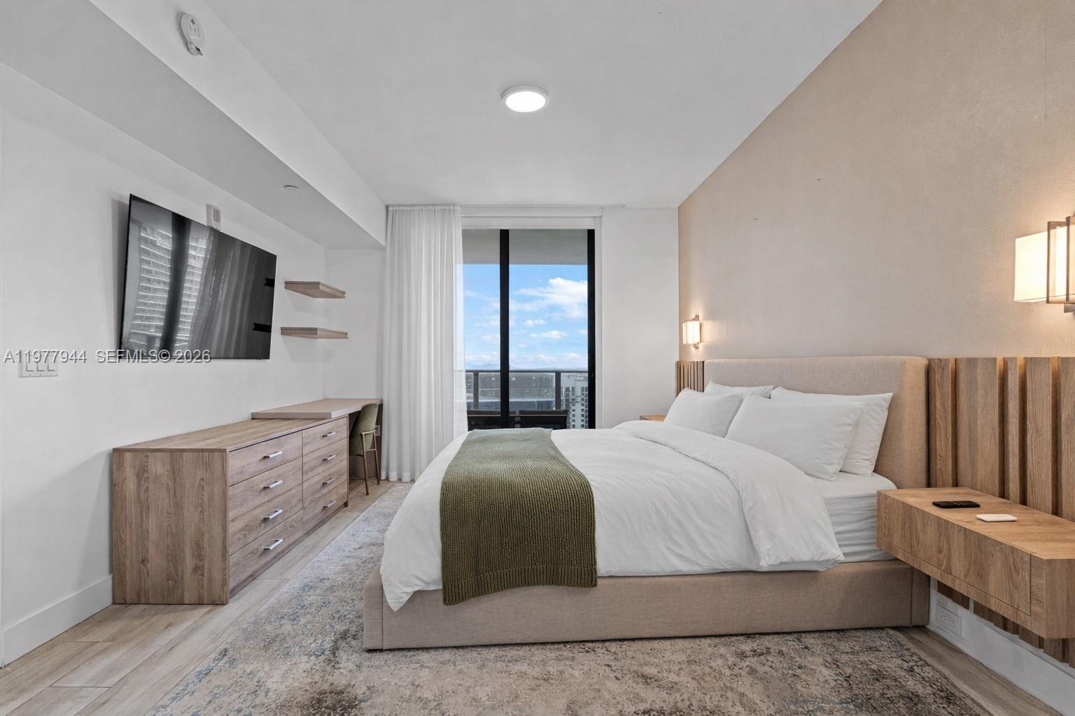 1010 Brickell Ave # 4009