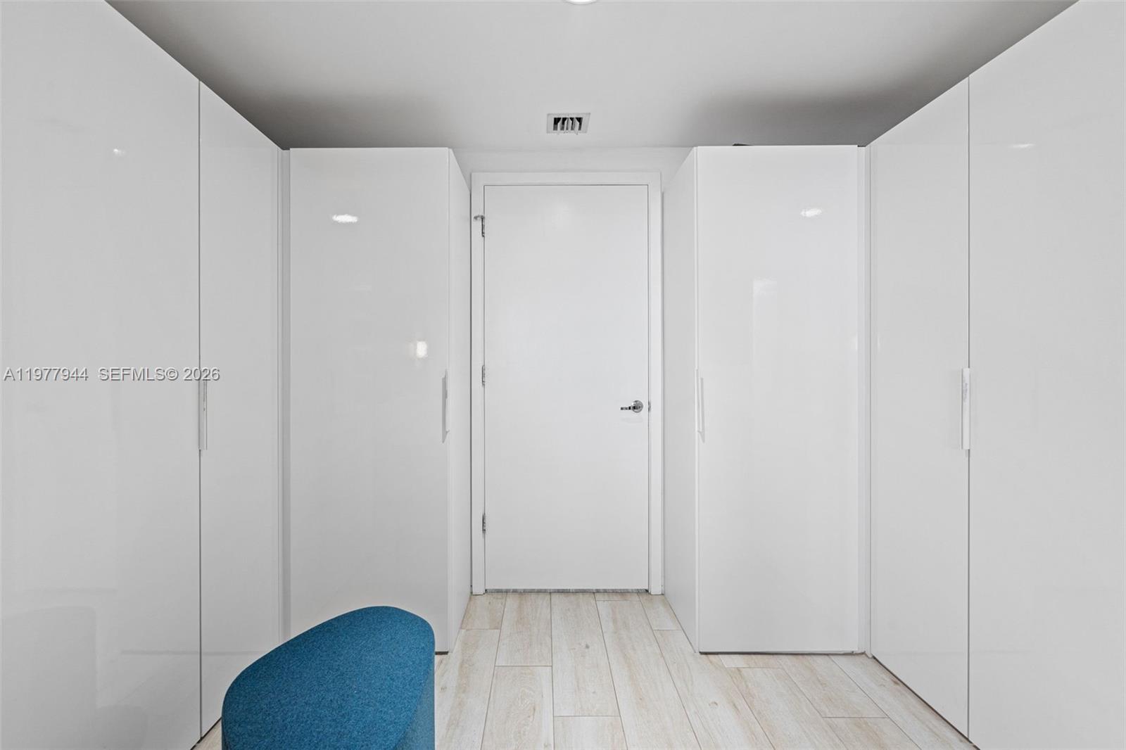 1010 Brickell Ave # 4009