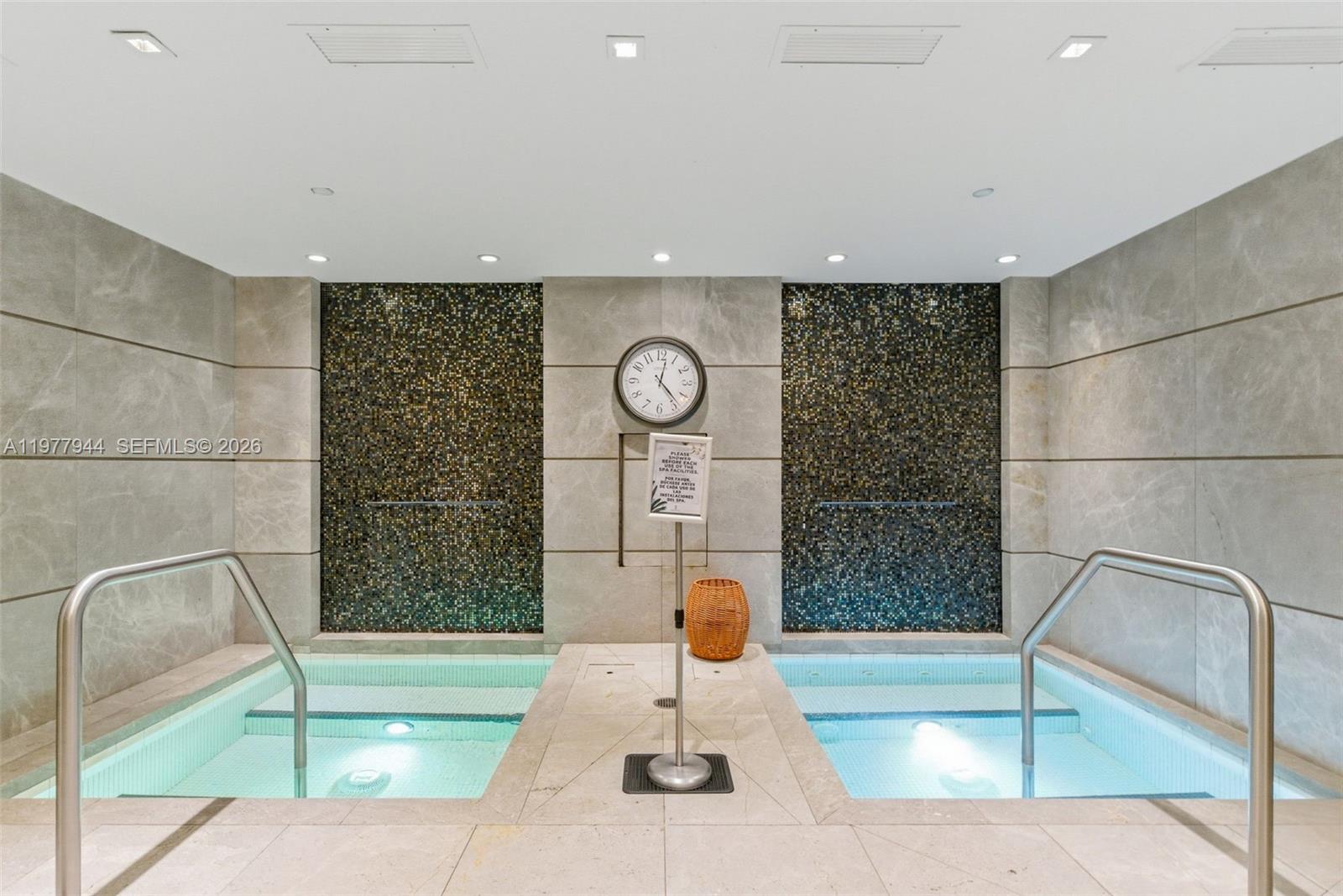 1010 Brickell Ave # 4009