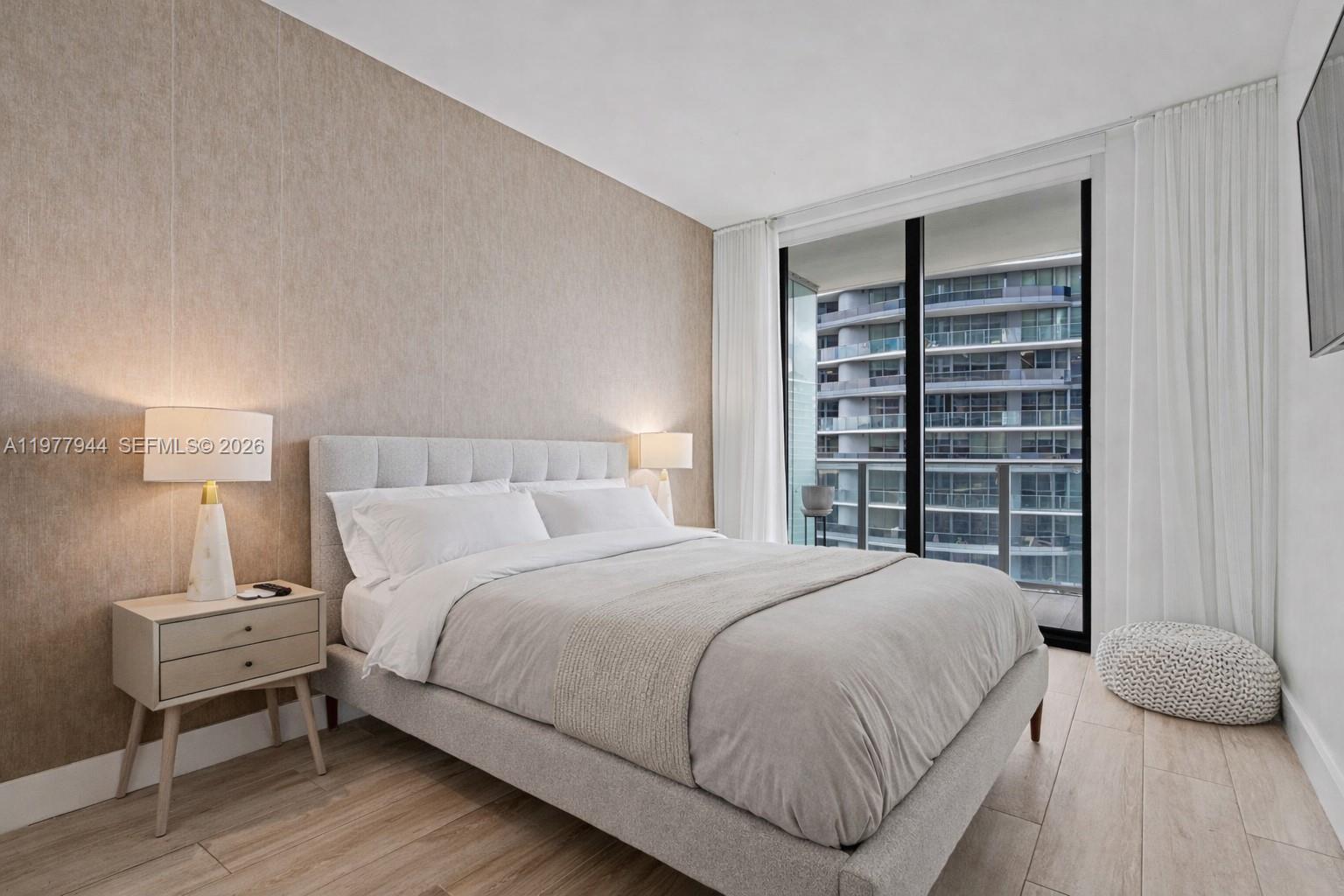 1010 Brickell Ave # 4009