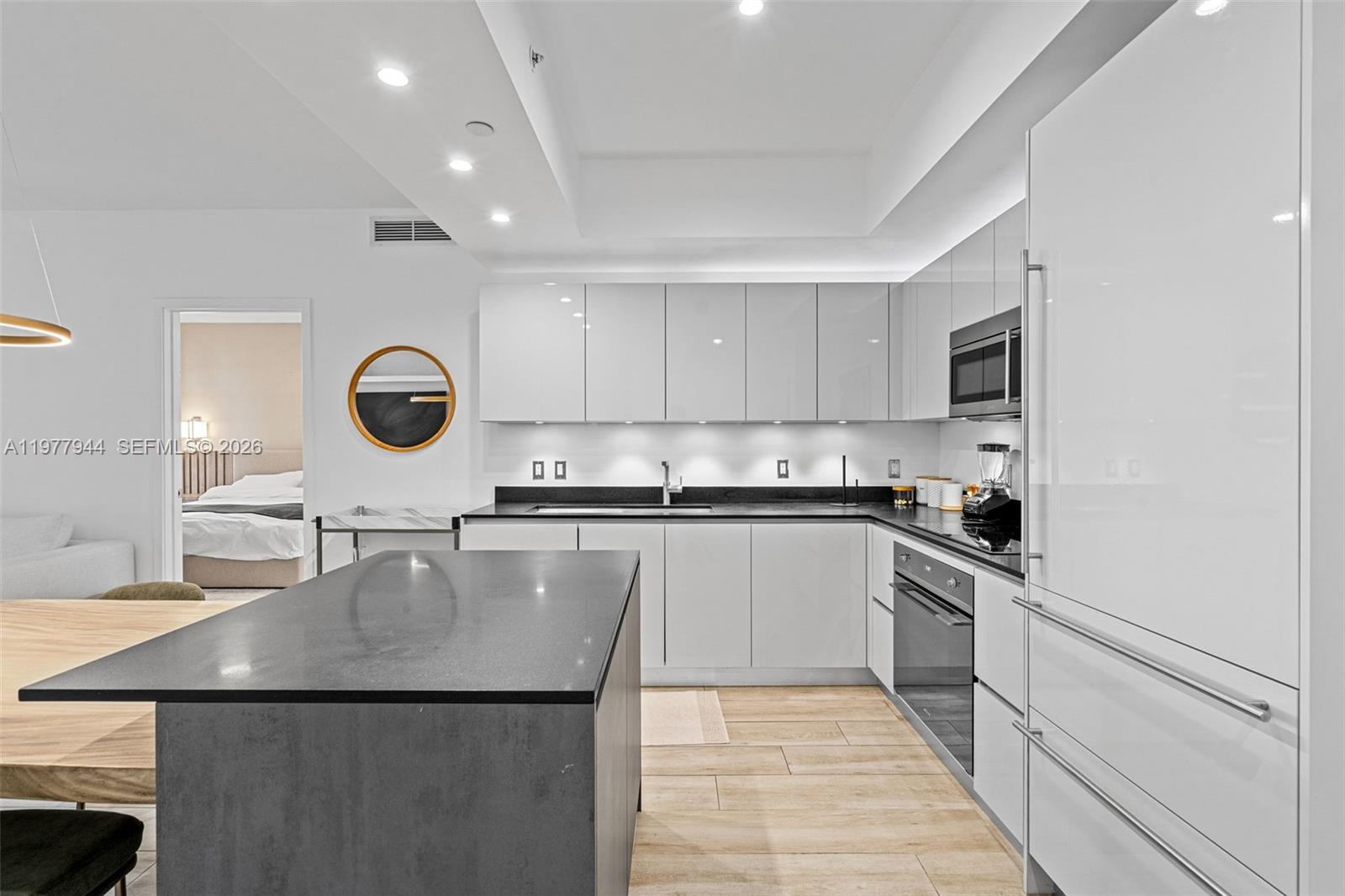 1010 Brickell Ave # 4009