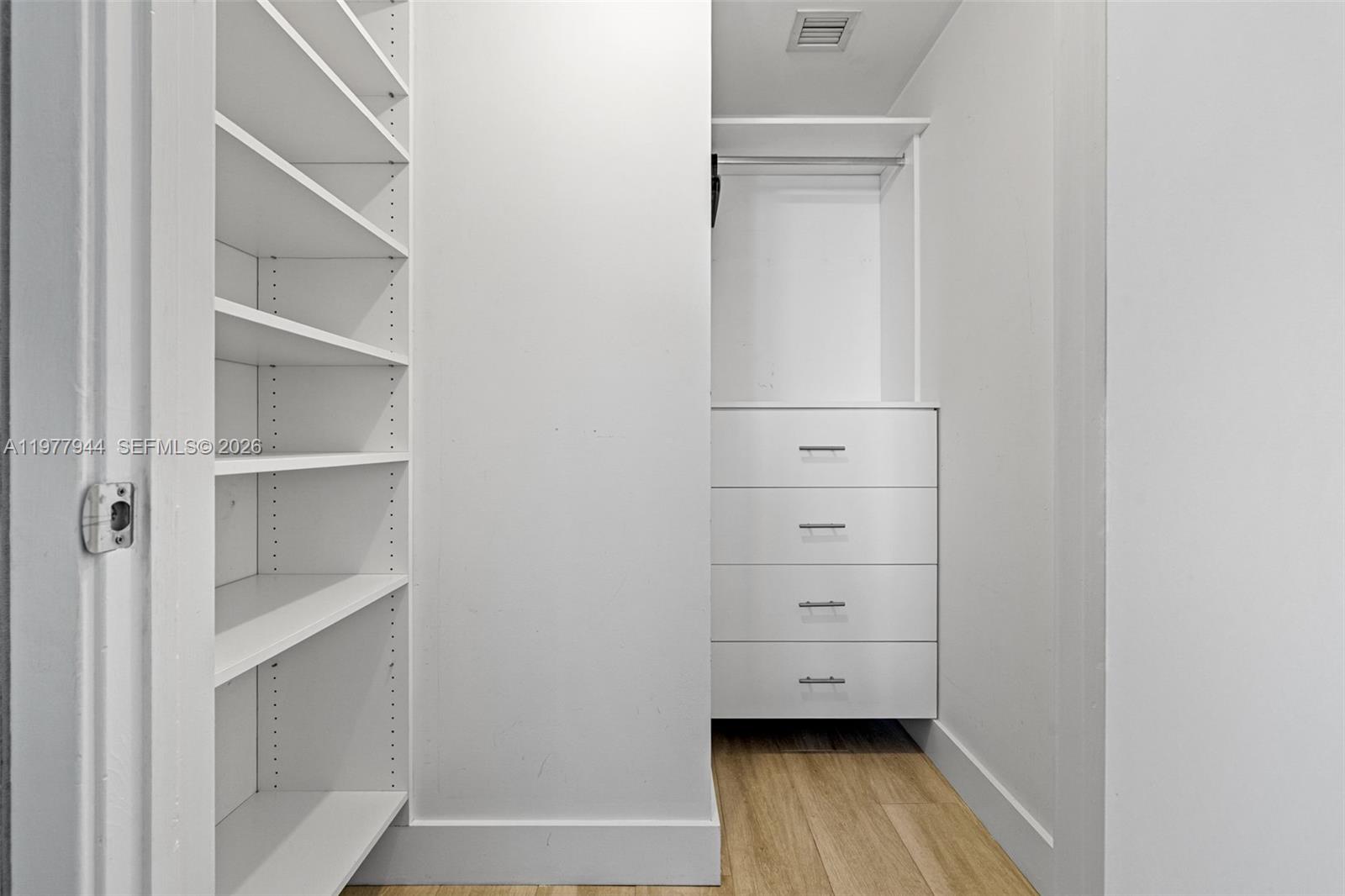 1010 Brickell Ave # 4009