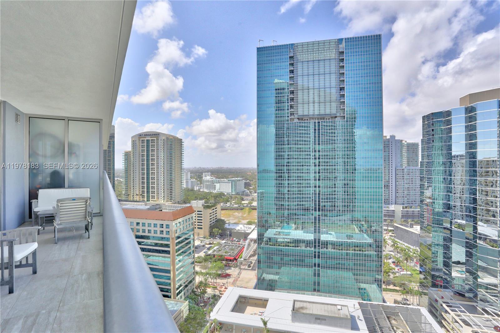 1300 Brickell Bay Dr # 2700
