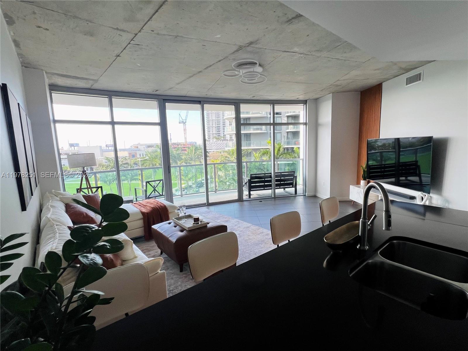 3301 NE 1st Ave # M0405