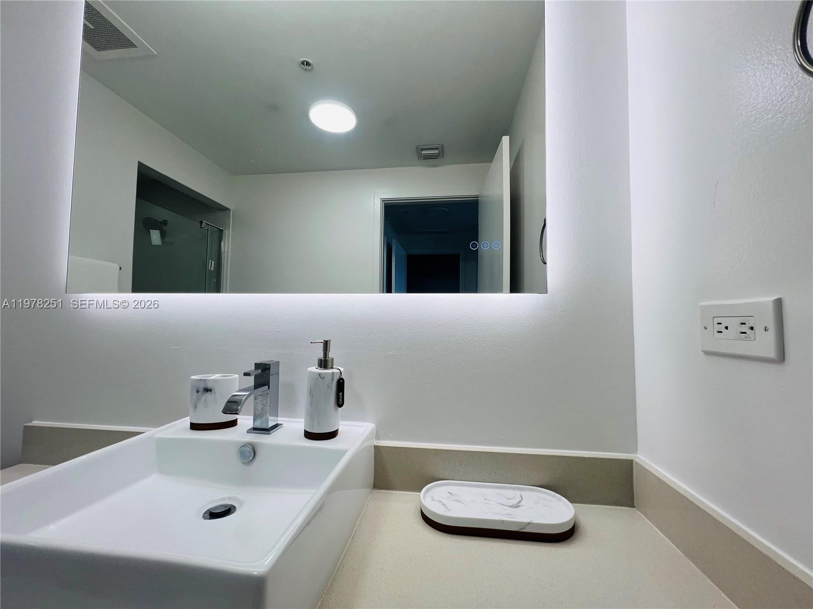 3301 NE 1st Ave # M0405