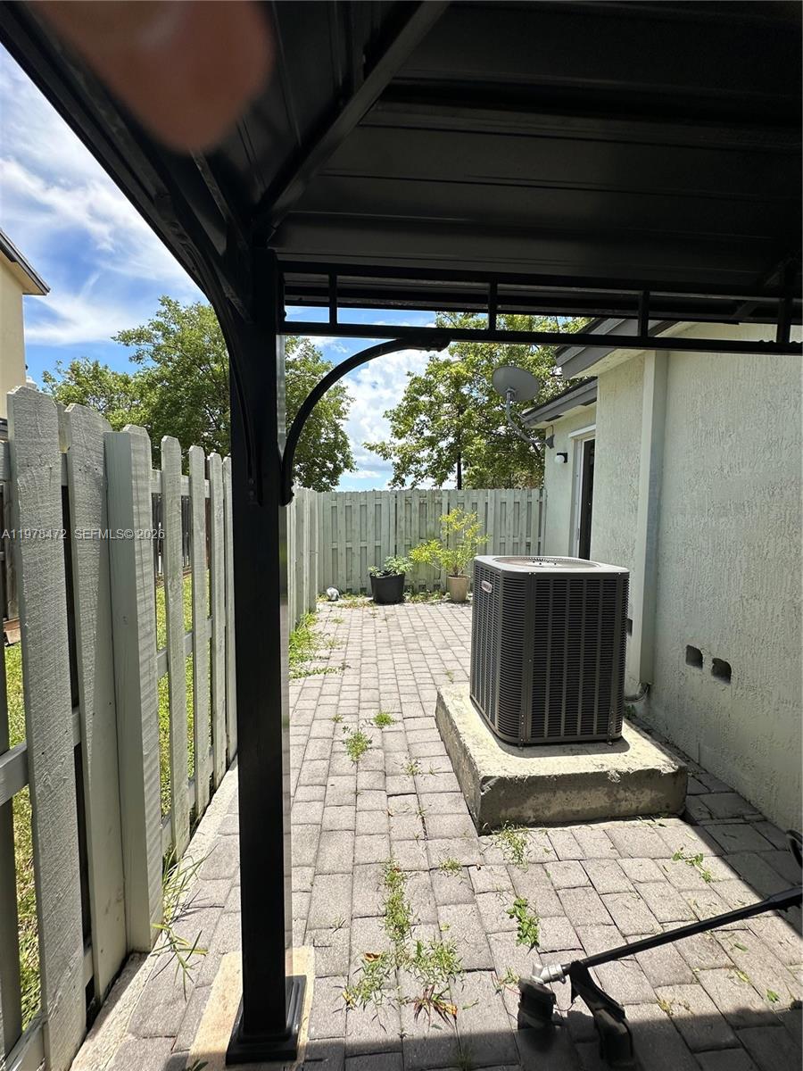 133 SE 28th Ter # 8