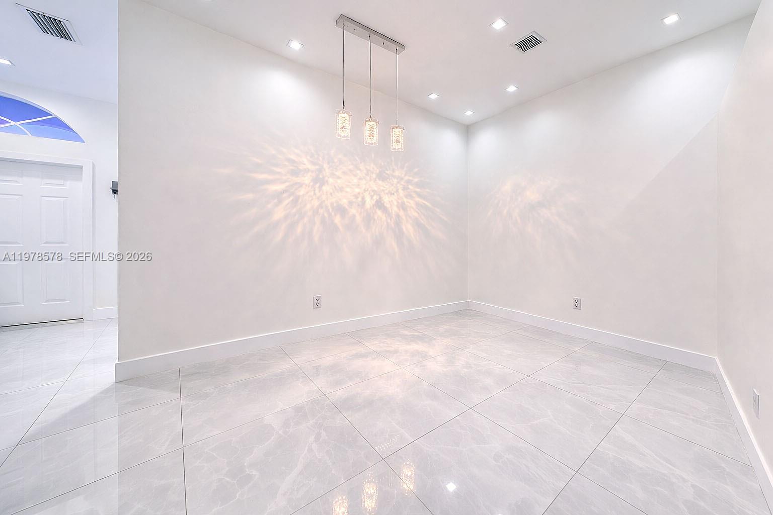 3502 SW 156th Ct