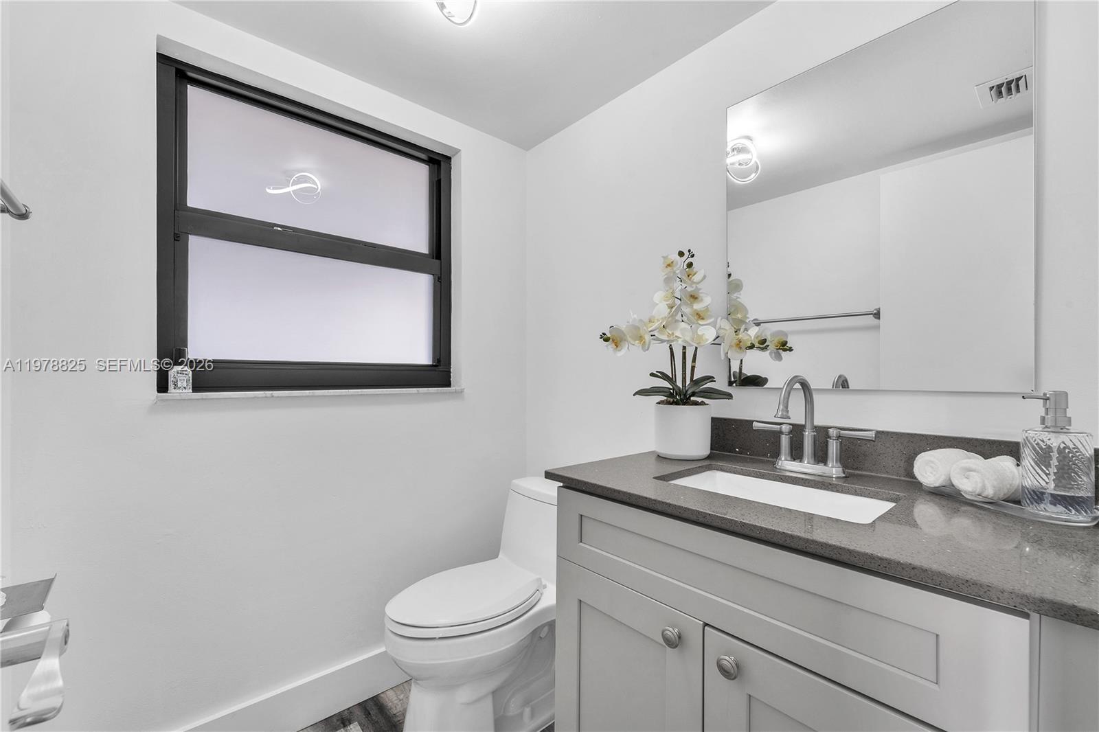 20841 San Simeon Way # 205