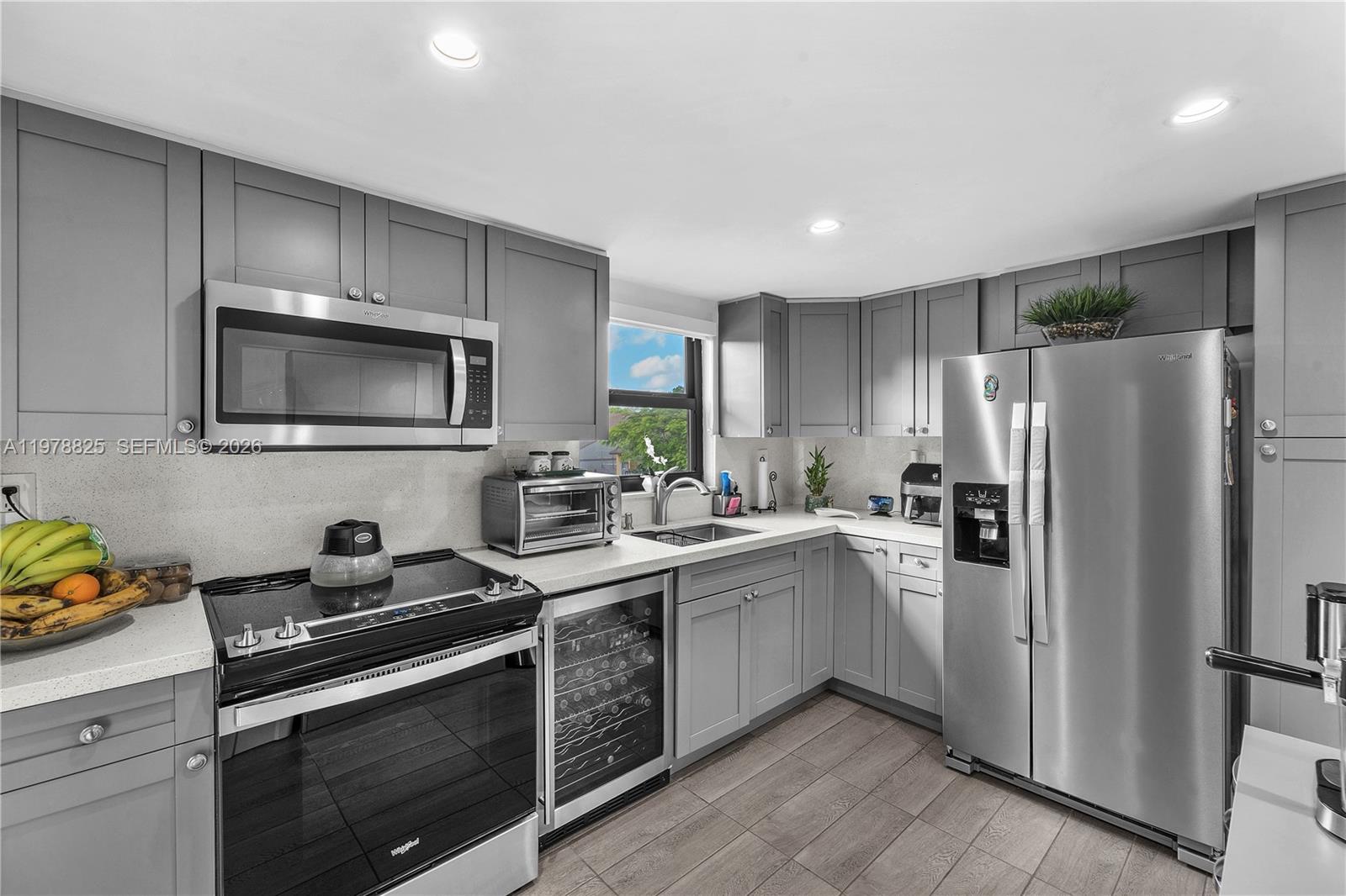 20841 San Simeon Way # 205