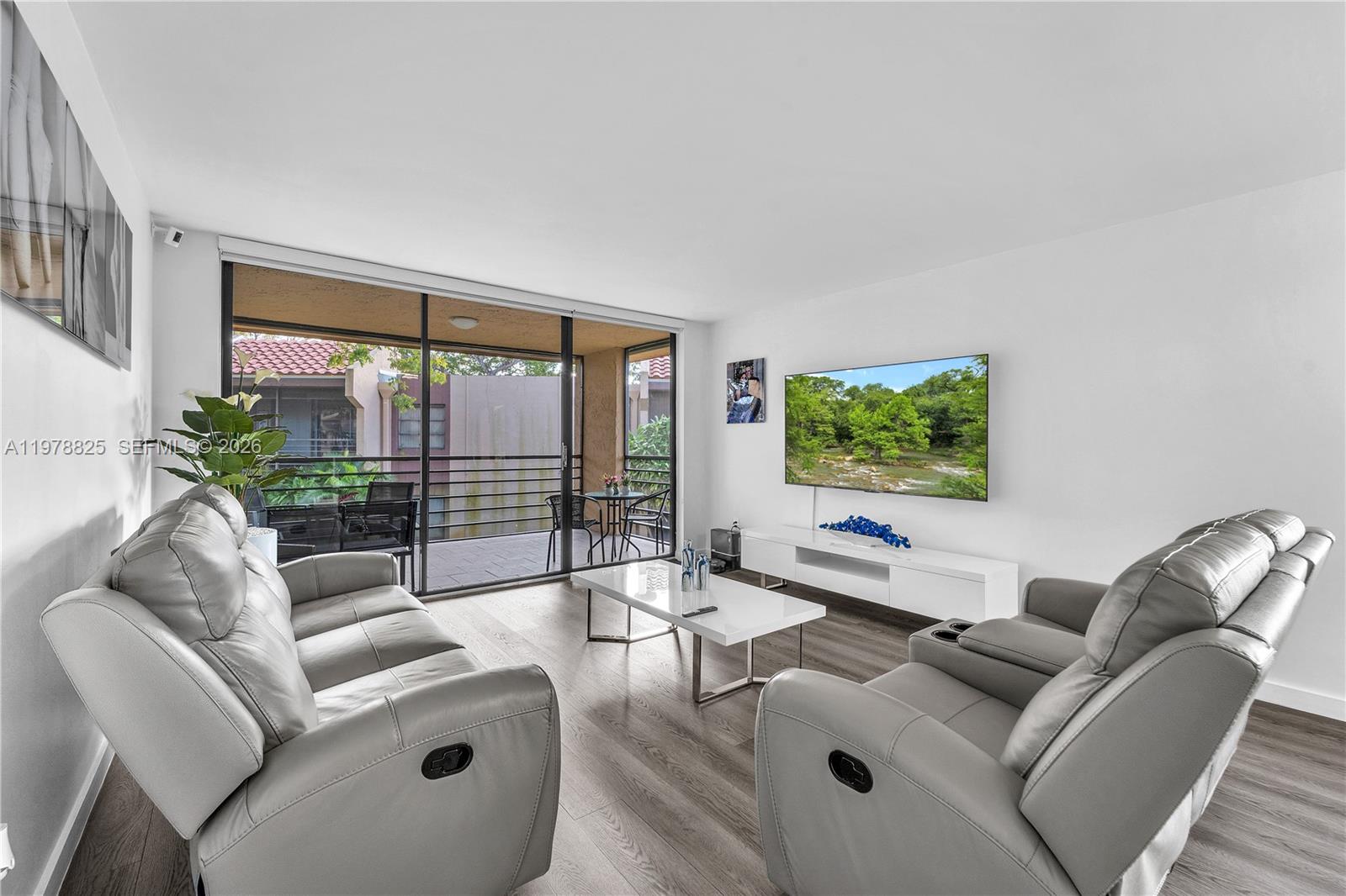 20841 San Simeon Way # 205