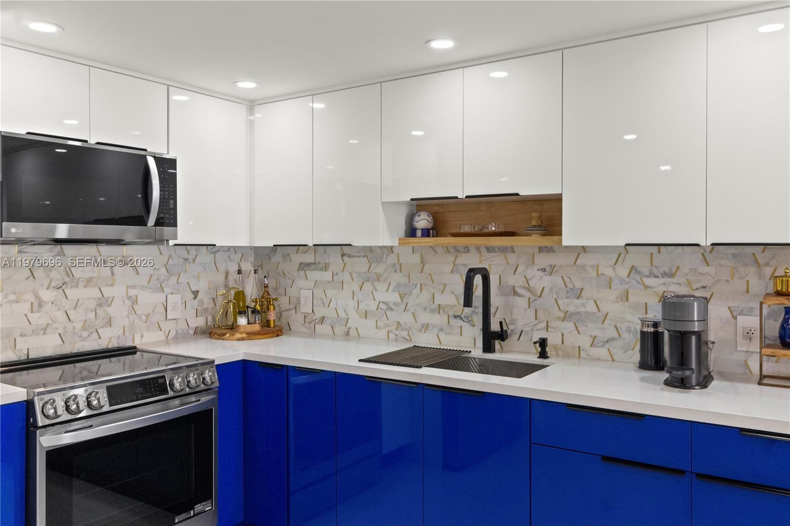5701 Collins Ave # 1619