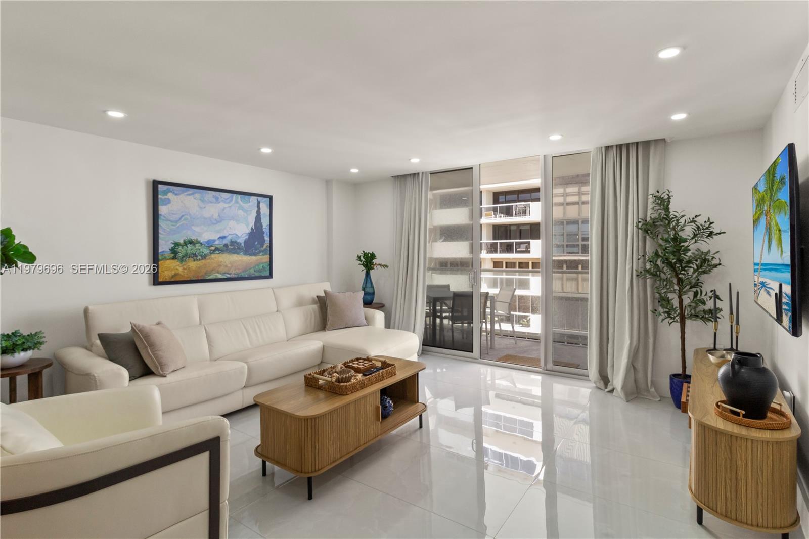 5701 Collins Ave # 1619