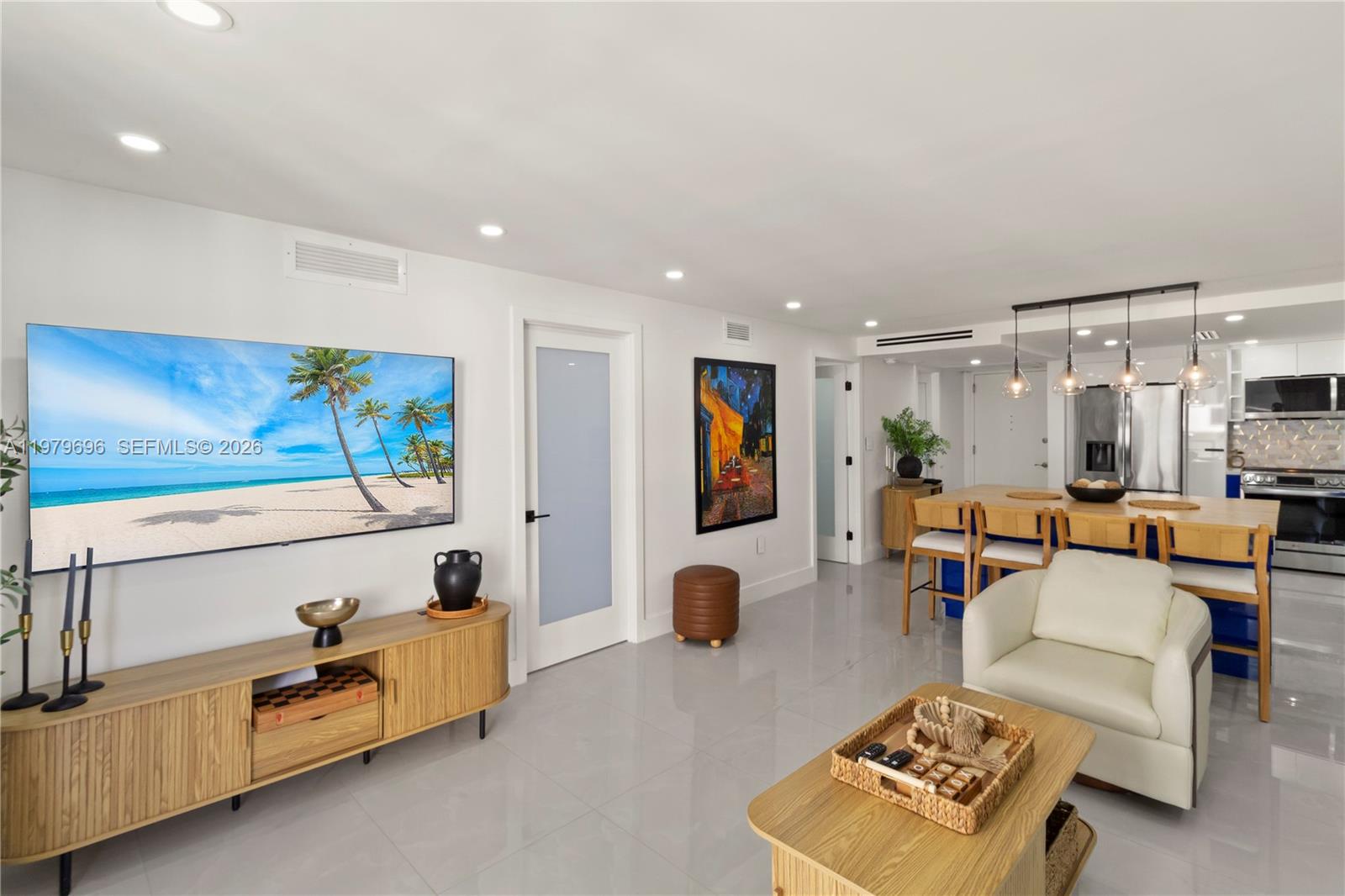 5701 Collins Ave # 1619