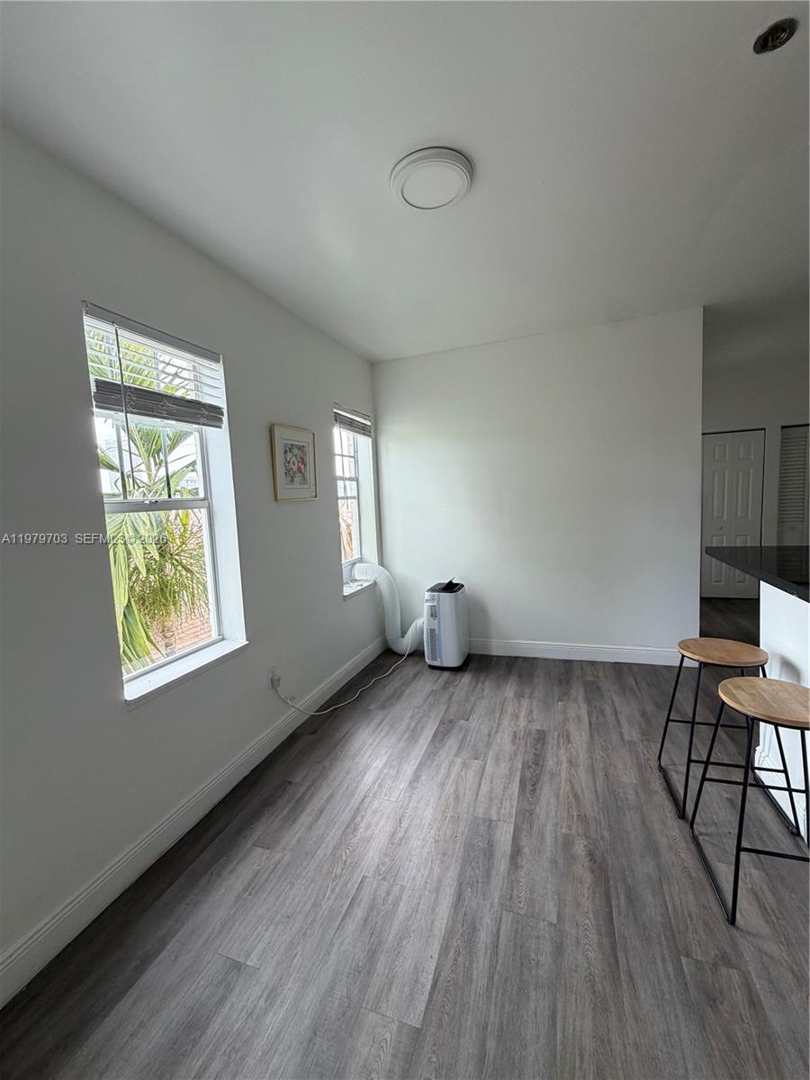 1244 Pennsylvania Ave # 305