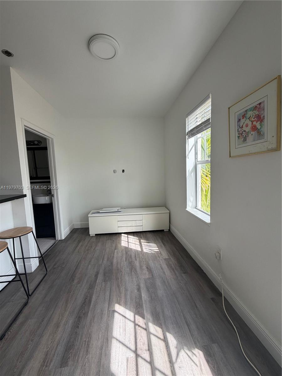 1244 Pennsylvania Ave # 305